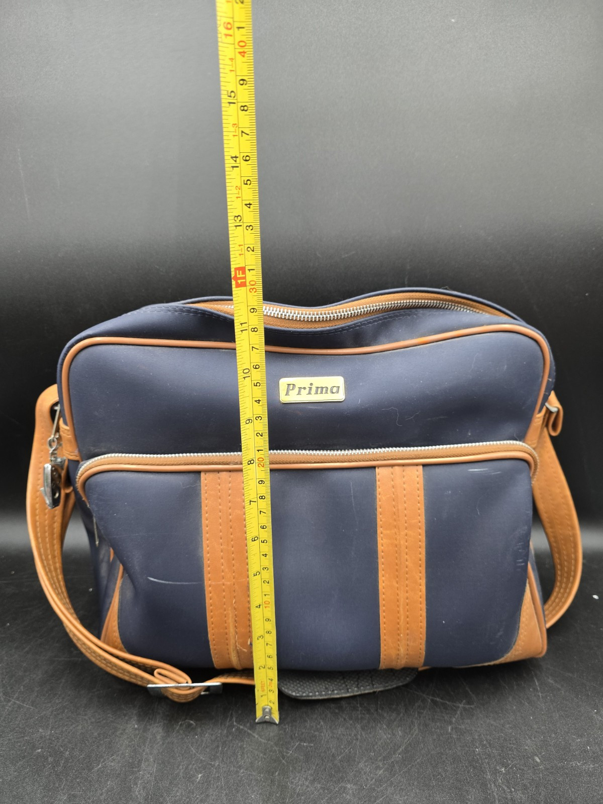 Vintage Prima Travel Bag Leather Shoulder Strap Locking With Key Luggage Zip Up