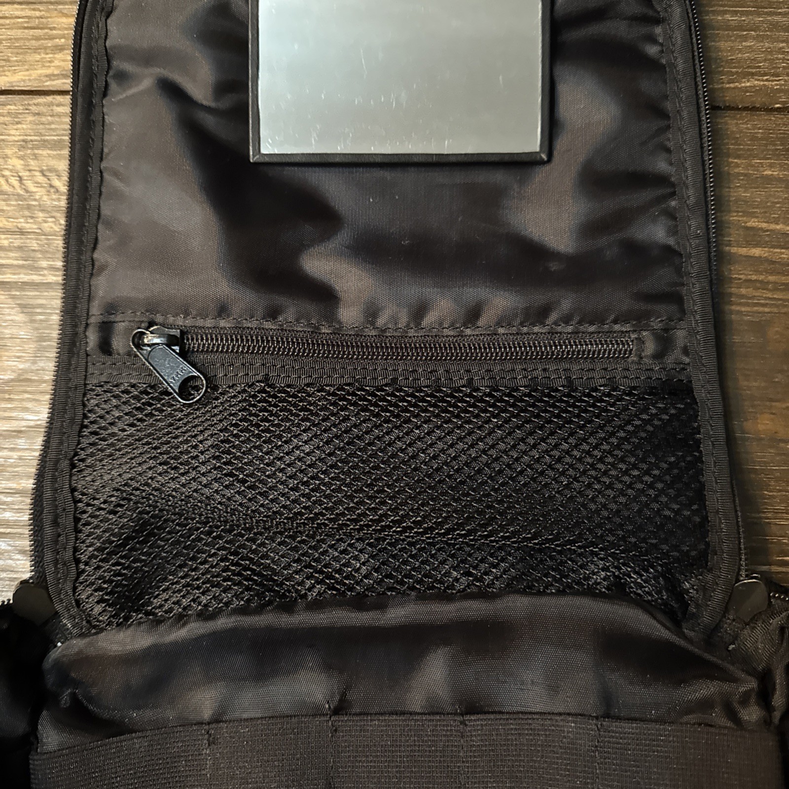 L L Bean Traveler Toiletries Bag Make Up Hanging Black Pebble Leather Mirror