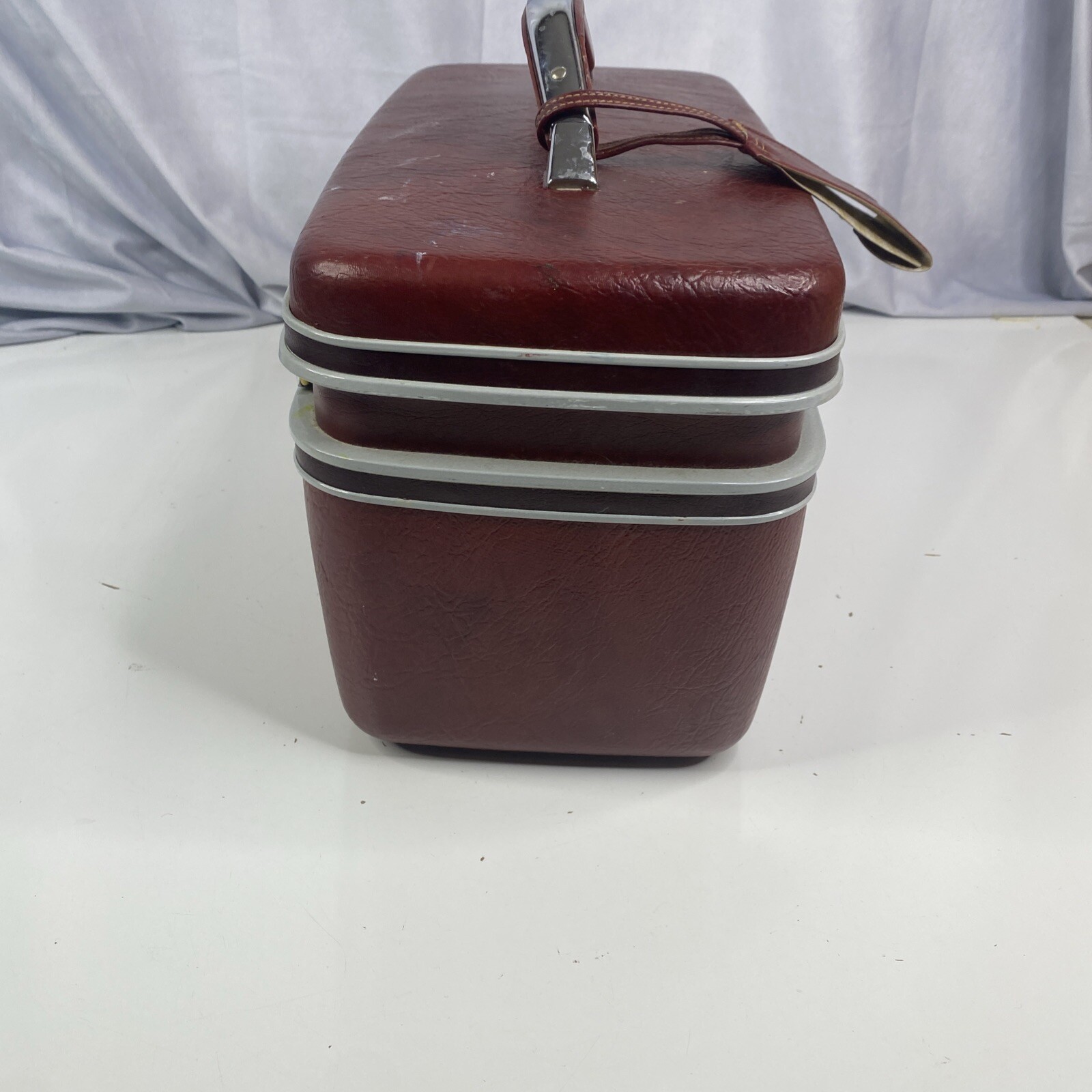Vintage Samsonite Sentry Maroon Hard Train Make up Case Full Mirror & Tag No Key
