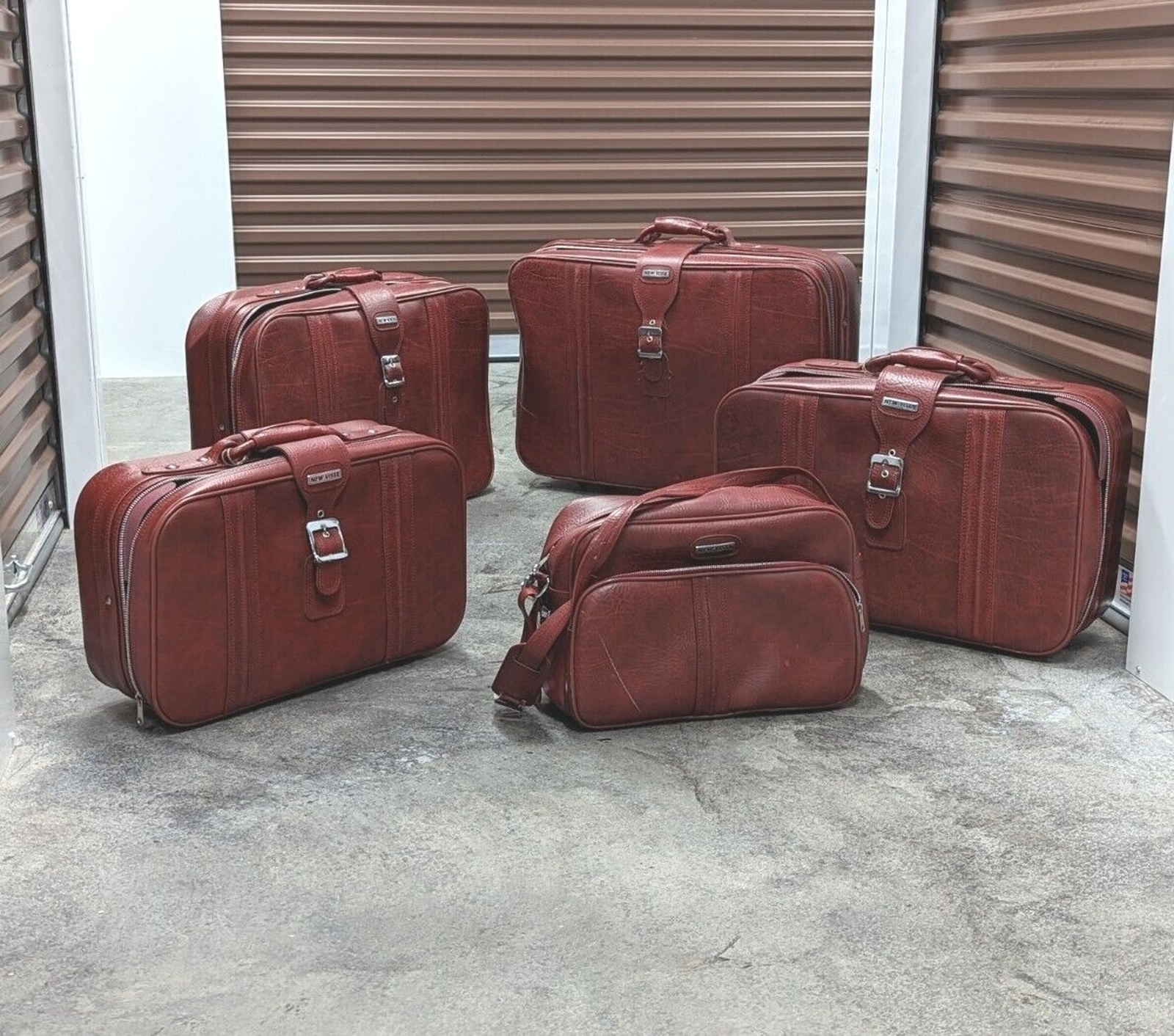 New Vista Vintage 1970s MCM Red Faux Leather Set Of 5 Travel Luggage Suitcases