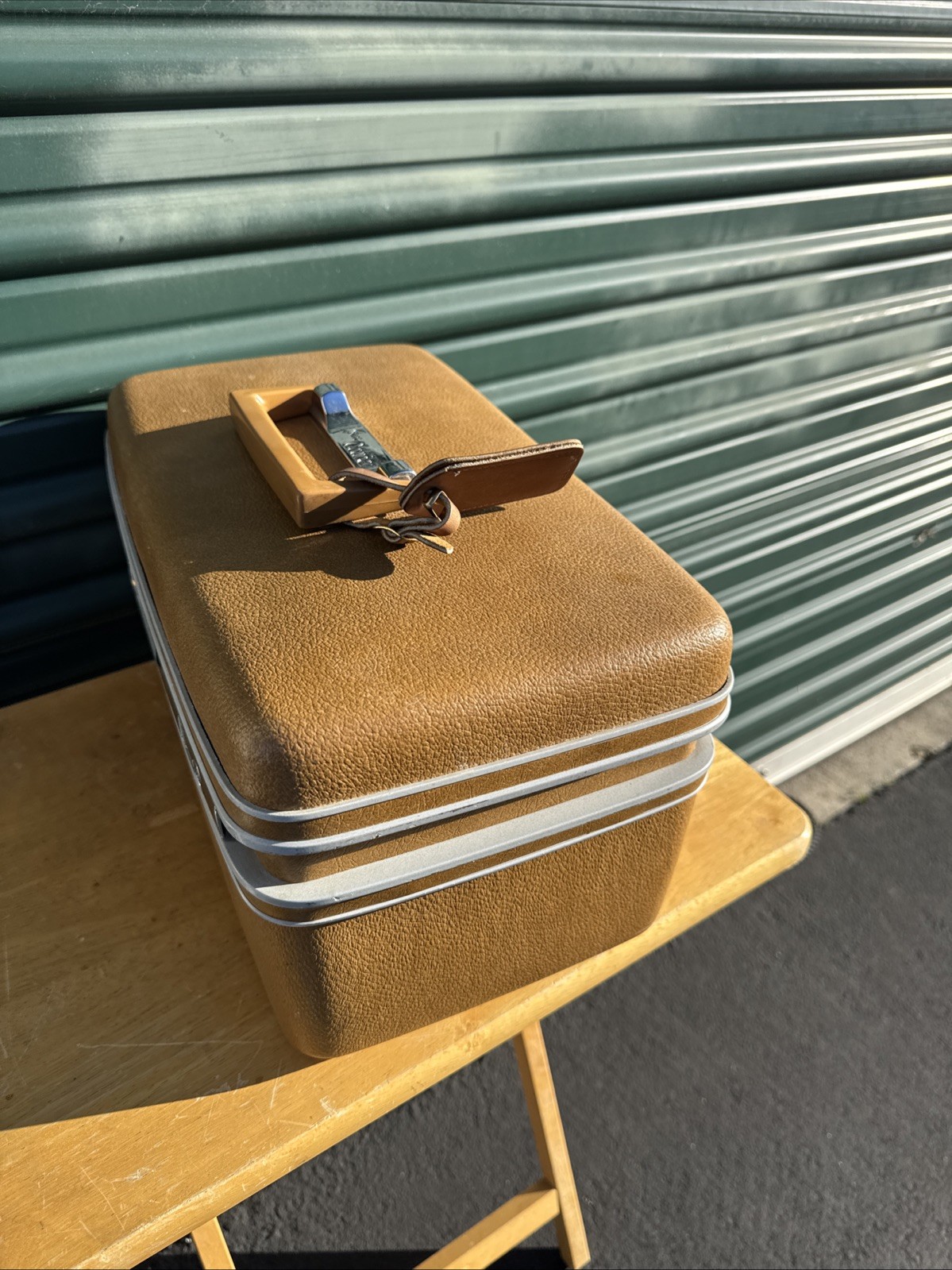 Vintage Sears Courier by Samsonite Train Case Brown w/ Tray Mirror
