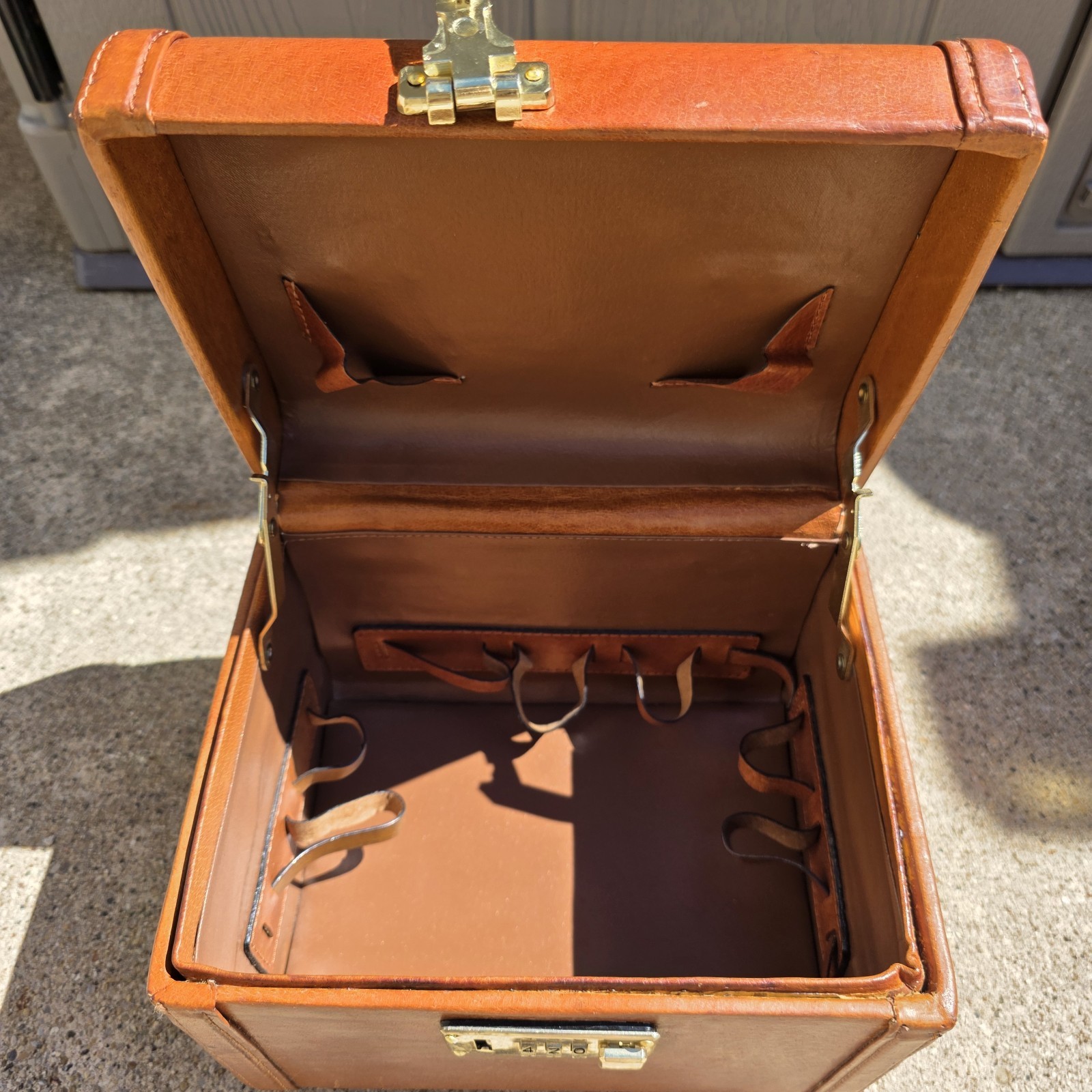 Vintage Brown Genuine Leather Vanity Case with Combination Lock