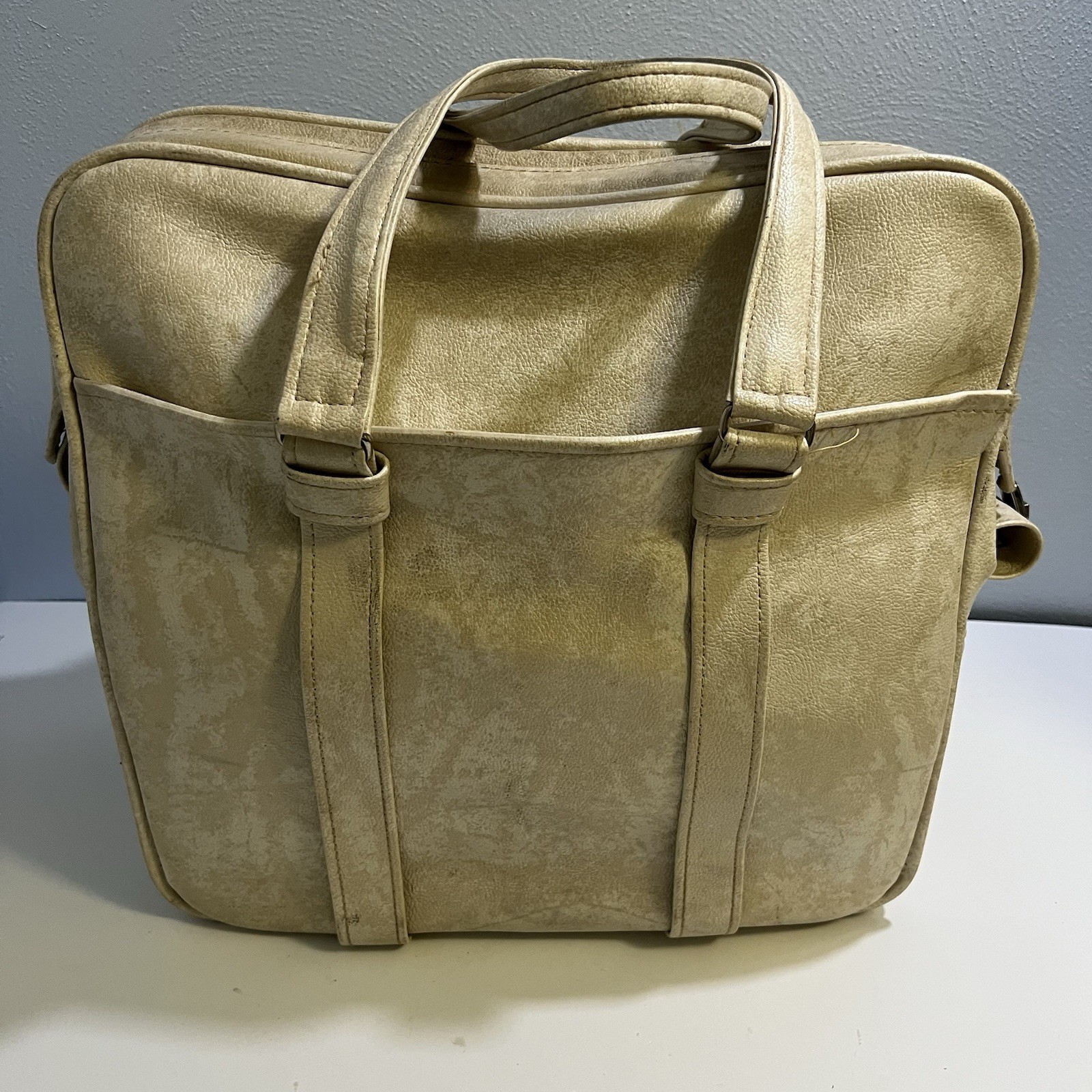 Vintage Samsonite Silhouette Luggage Bag Tote Carry On Ivory Cream w/ Lock & Key
