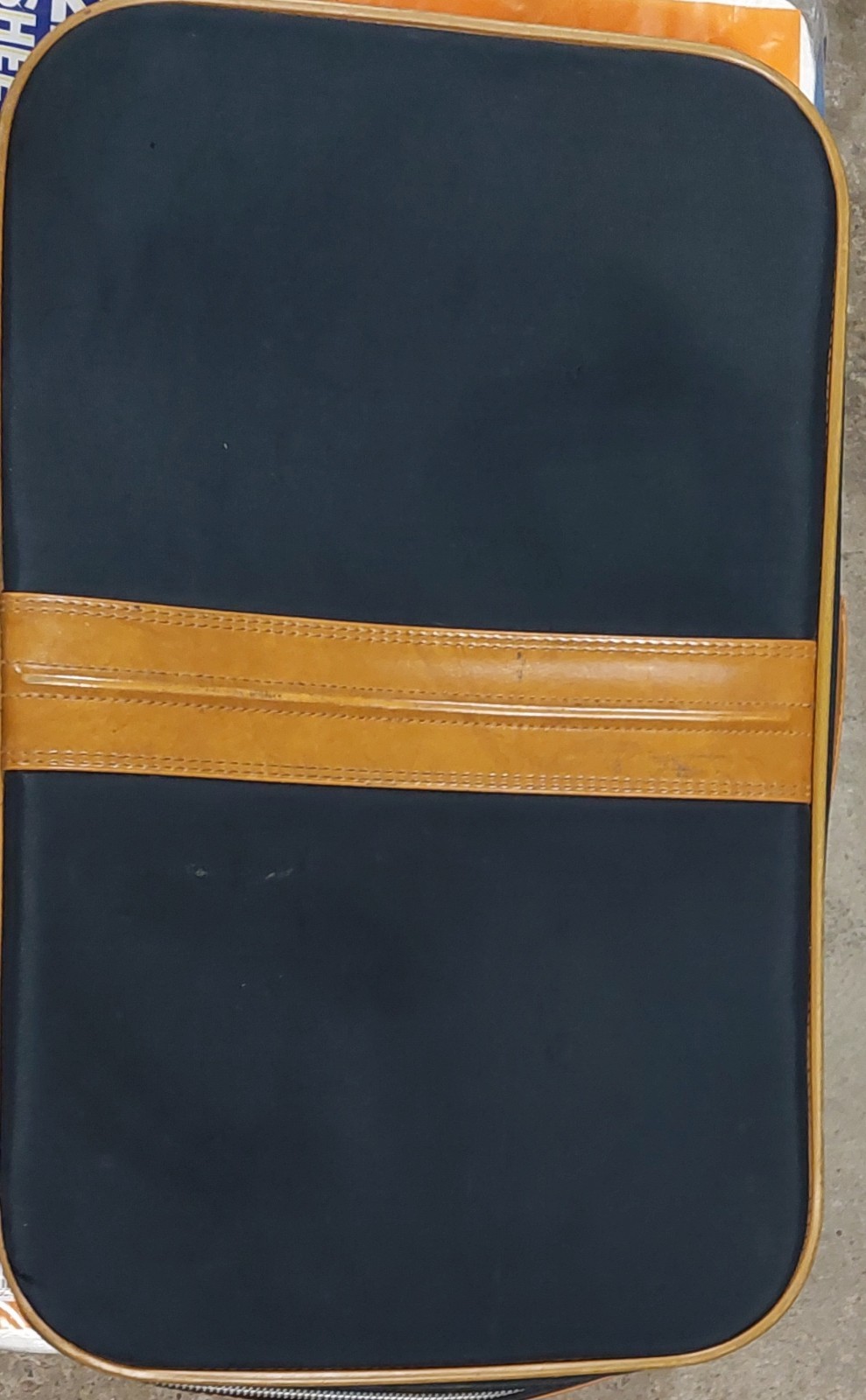 Vintage Suitcase ST-82 An ambassador design 1960’s See Pictures & Description