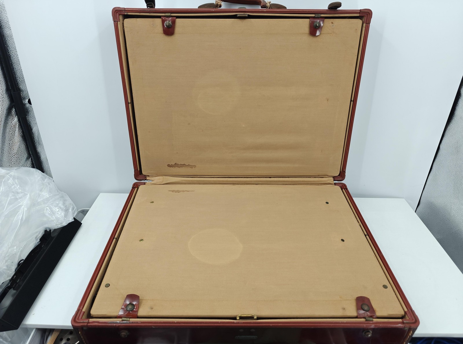Vintage 50s Samsonite Hard Sided Suitcase Burgundy Red Shwayder Bros Denver Key