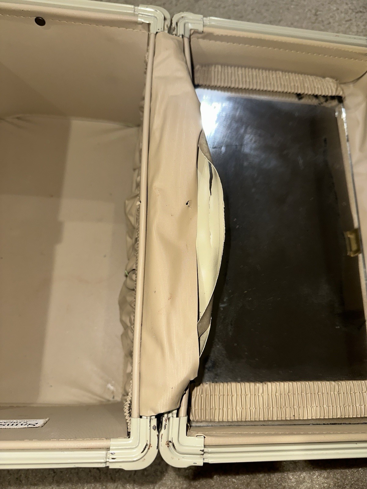 Vintage Samsonite Shwayder Bros Train Case Beauty Vanity Luggage – Beige/Cream
