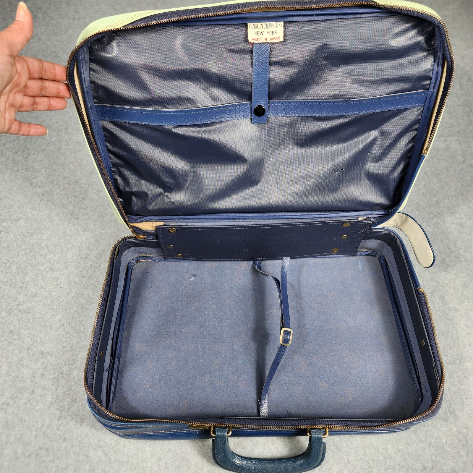 VTG Penguin Travelers New York Mini Suitcase Made in Japan Collectible Blue
