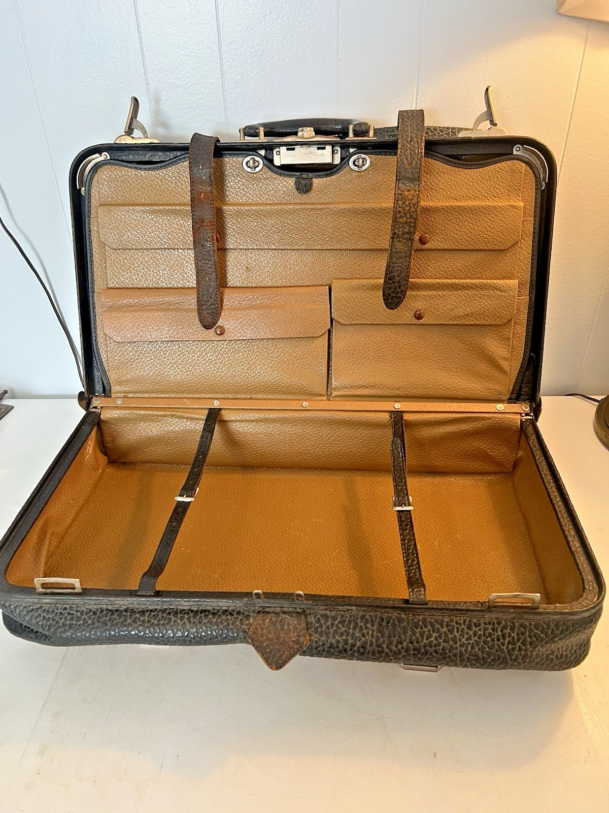 Vintage Leather Antique Suitcase Travel Luggage Milock Milwaukee Stamping w Key