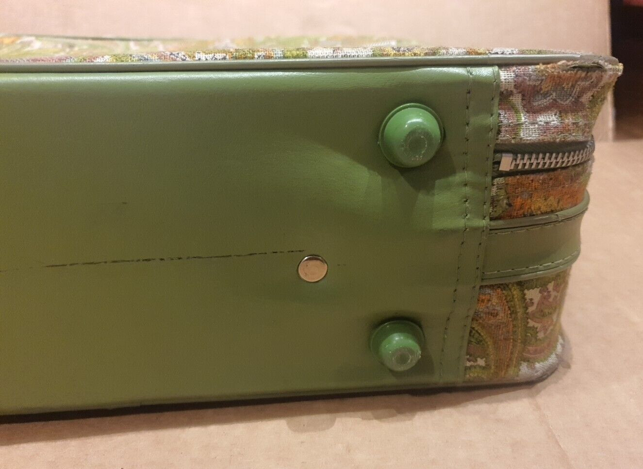 GENUINE – 1960’s K Line Suitcase Luggage Paisley Green Orange Canvas – BEAUTIFUL