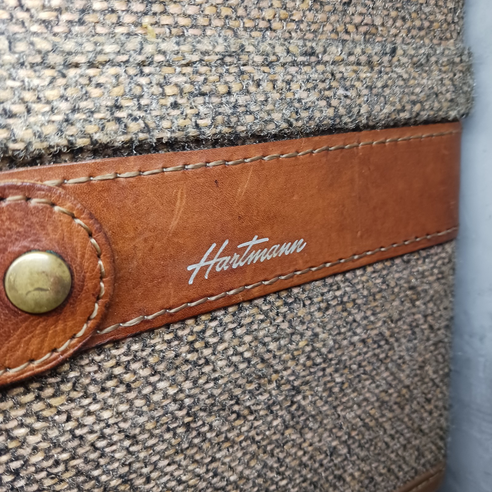 Hartmann Vintage Tweed Leather Train Case Makeup Toile Interior 15″ Travel Bag