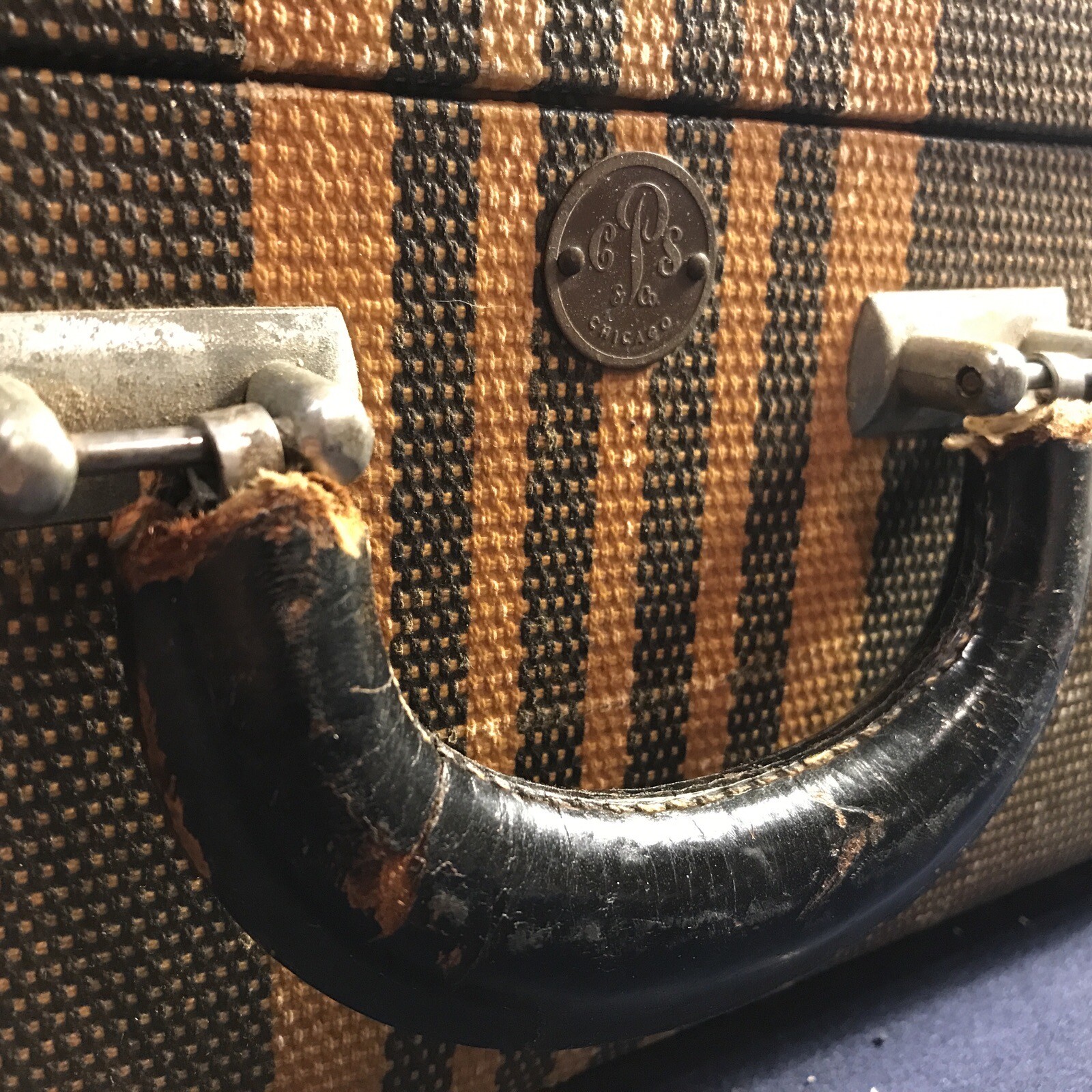 Vtg 1930s Tweed Suitcase Stripes Chicago SOLID Nice CPS Company Worn RARE L1