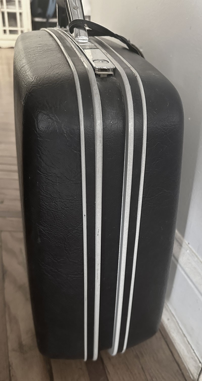 Vintage Samsonite Silhouette II Suitcase Retro 60s 70s Hard Shell Luggage Prop