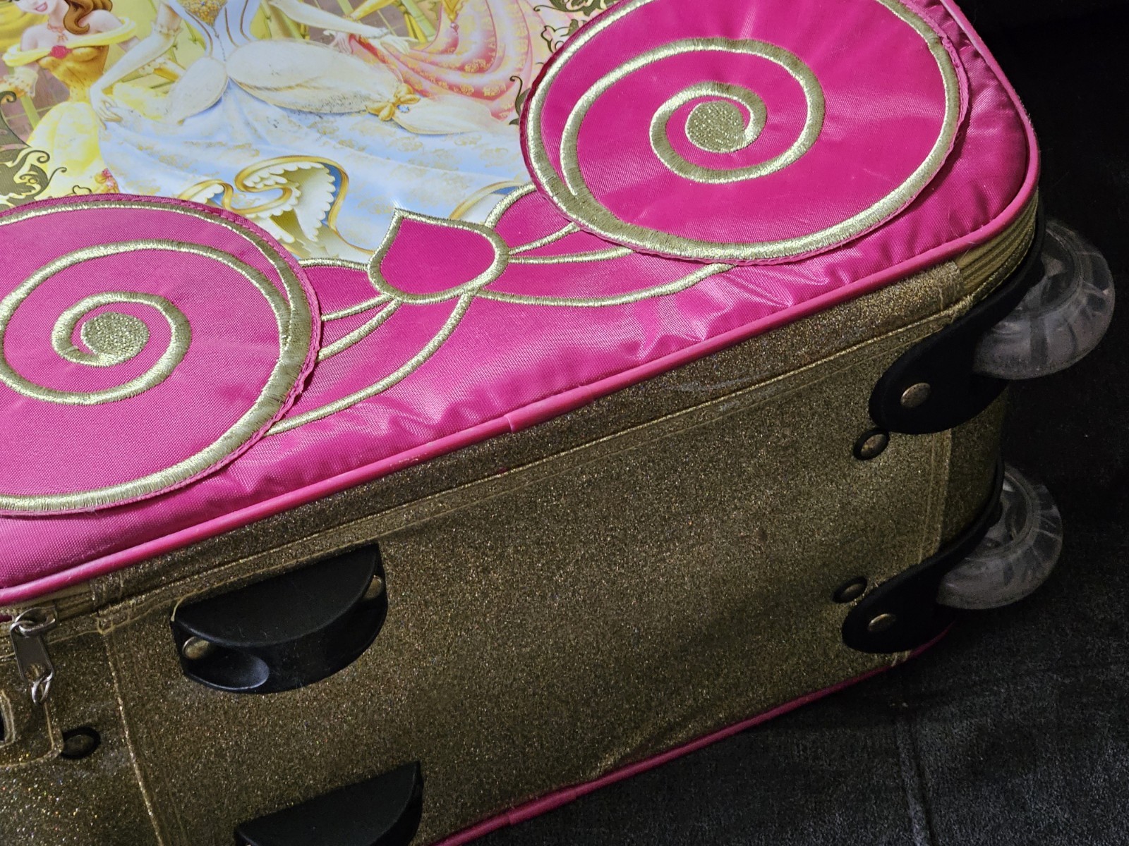 Disney Princess Chariot Carrier Case Luggage W/ Slide Up Handle & Wheels