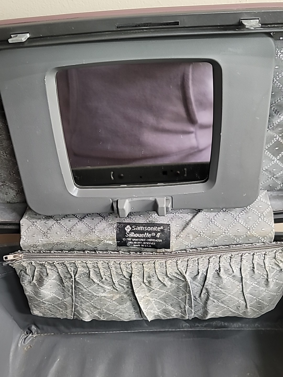 Vintage Samsonite Silhouette Traveler Carry On Makeup Case Brown Mauve