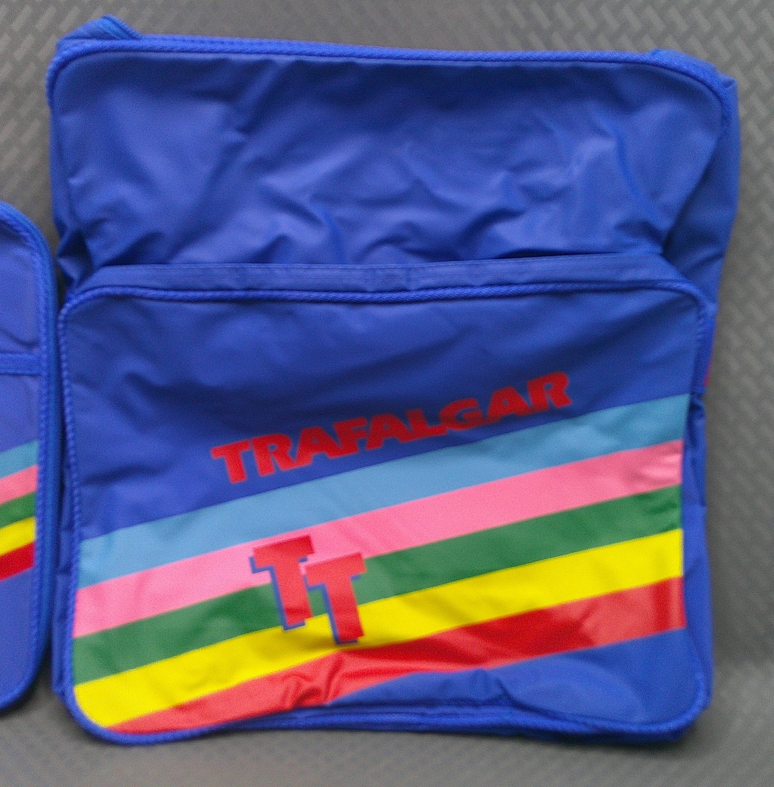 Vintage Trafalgar TT Soft Travel Bag Passport Wallet Strap Zippers Blue Rainbow
