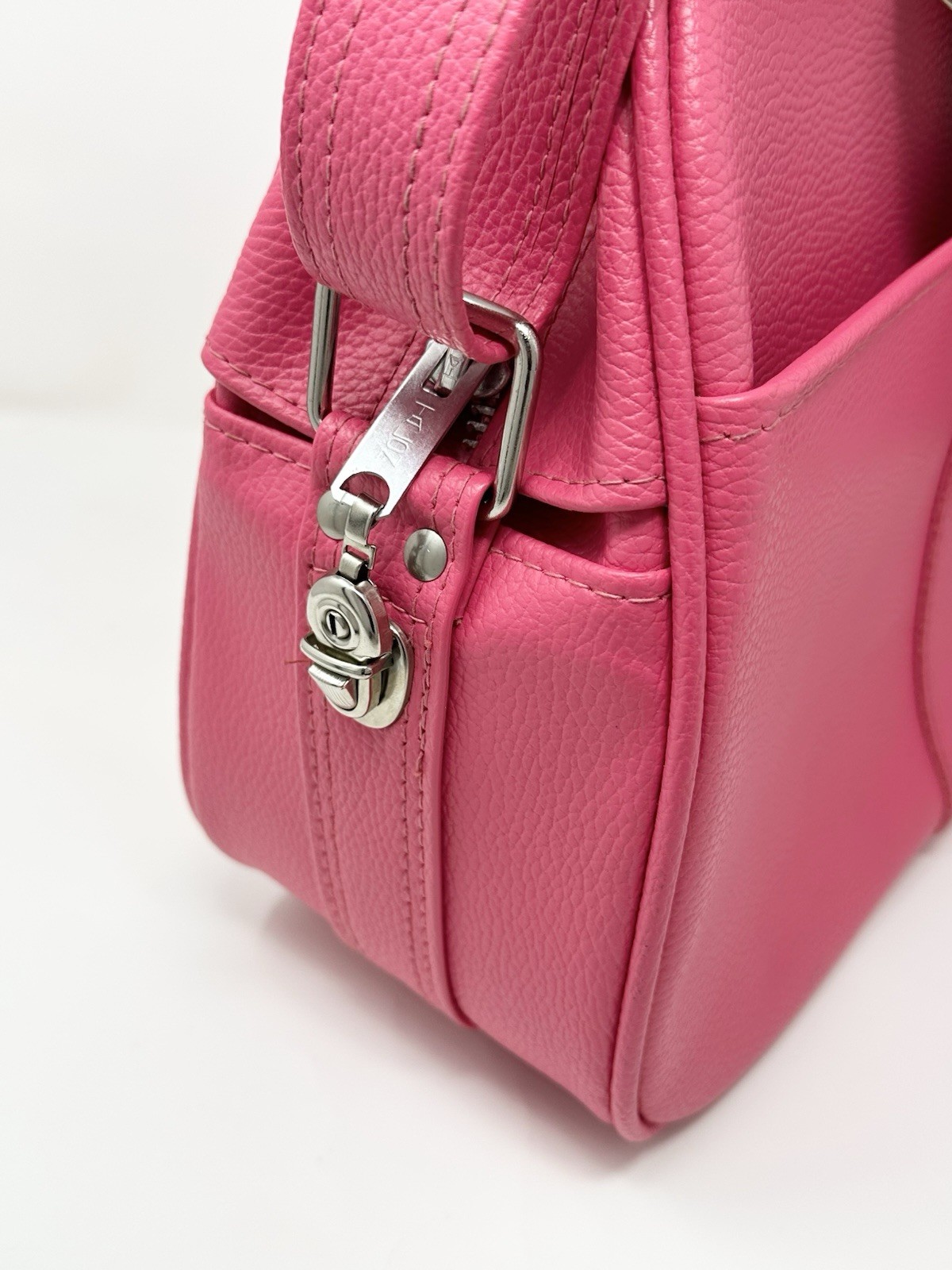Vintage 1960s-70s Samsonite Royal Traveller Montbello Carry-On Bag — Hot Pink