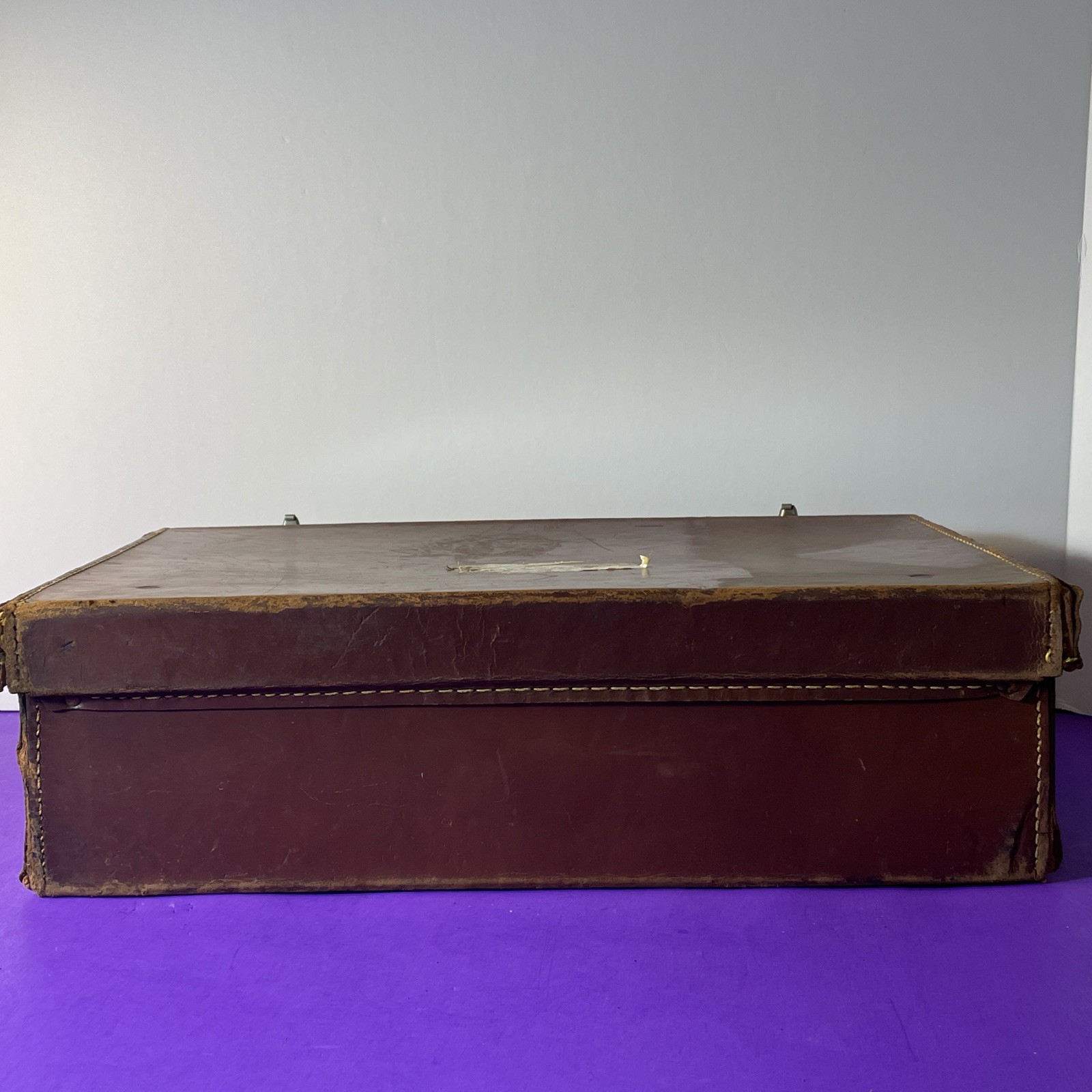 Antique Leather Briefcase/Suitcase Travel English Fibre Foundation 14″ X 9″ 40’s