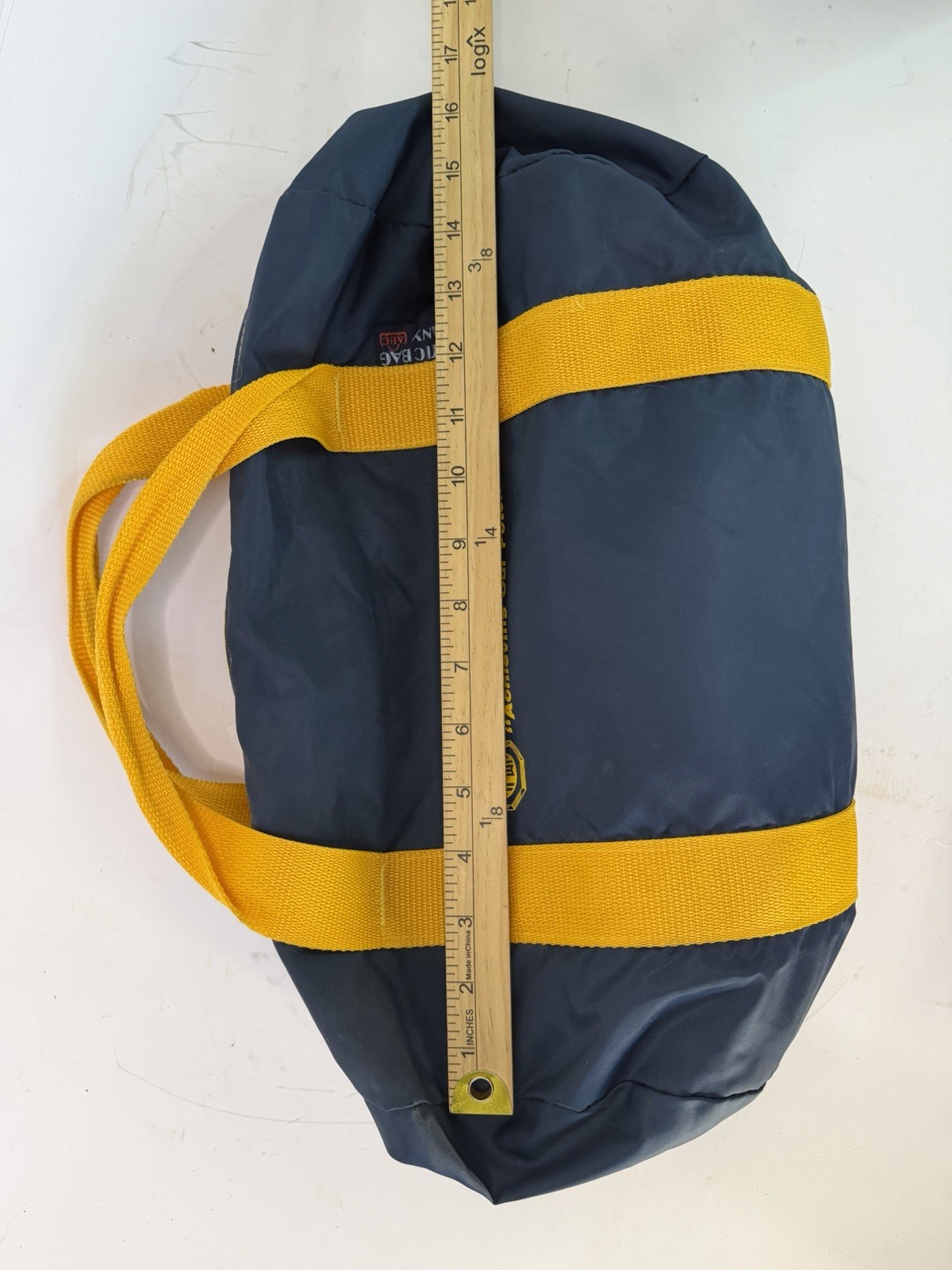 Vtg 1987 APWA Chicago Convention Duffel Bag Athletic Bag Co Blue Yellow 15″