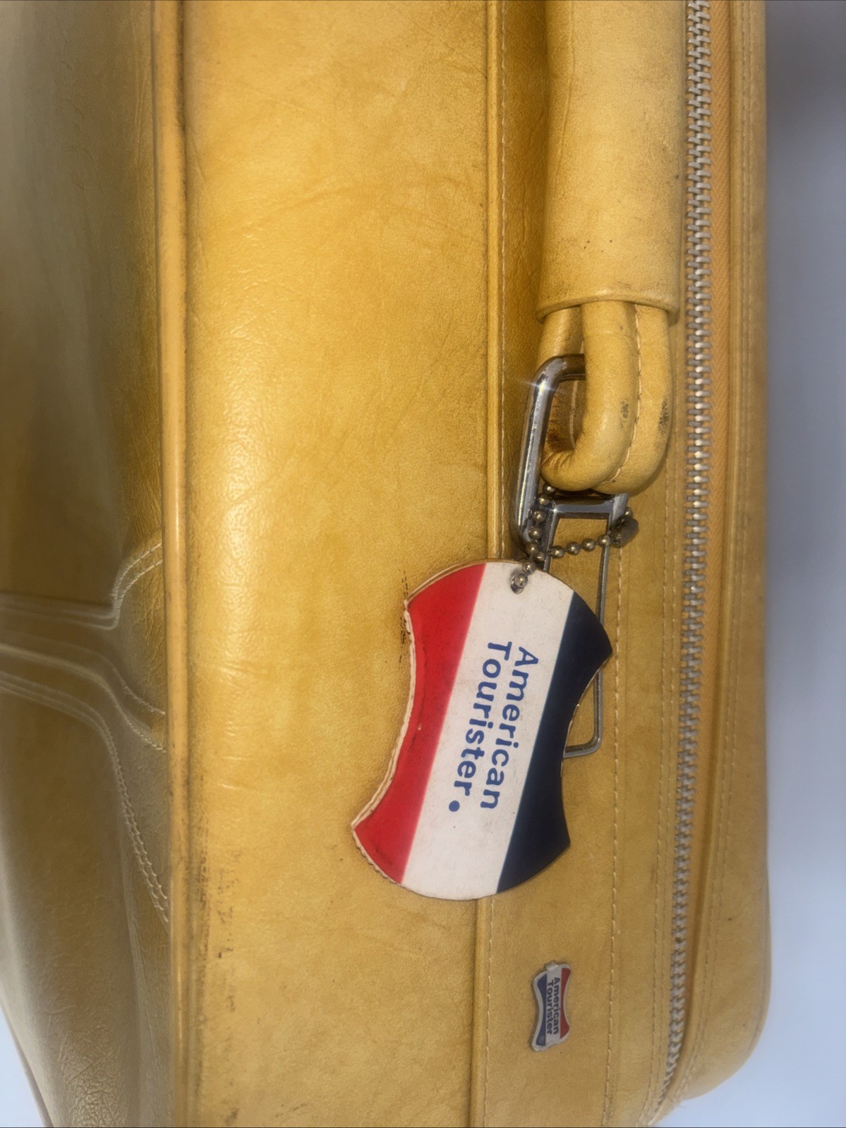 Vintage American Tourister 1975 Harvest Gold Soft Shell Suitcase 23x18x8