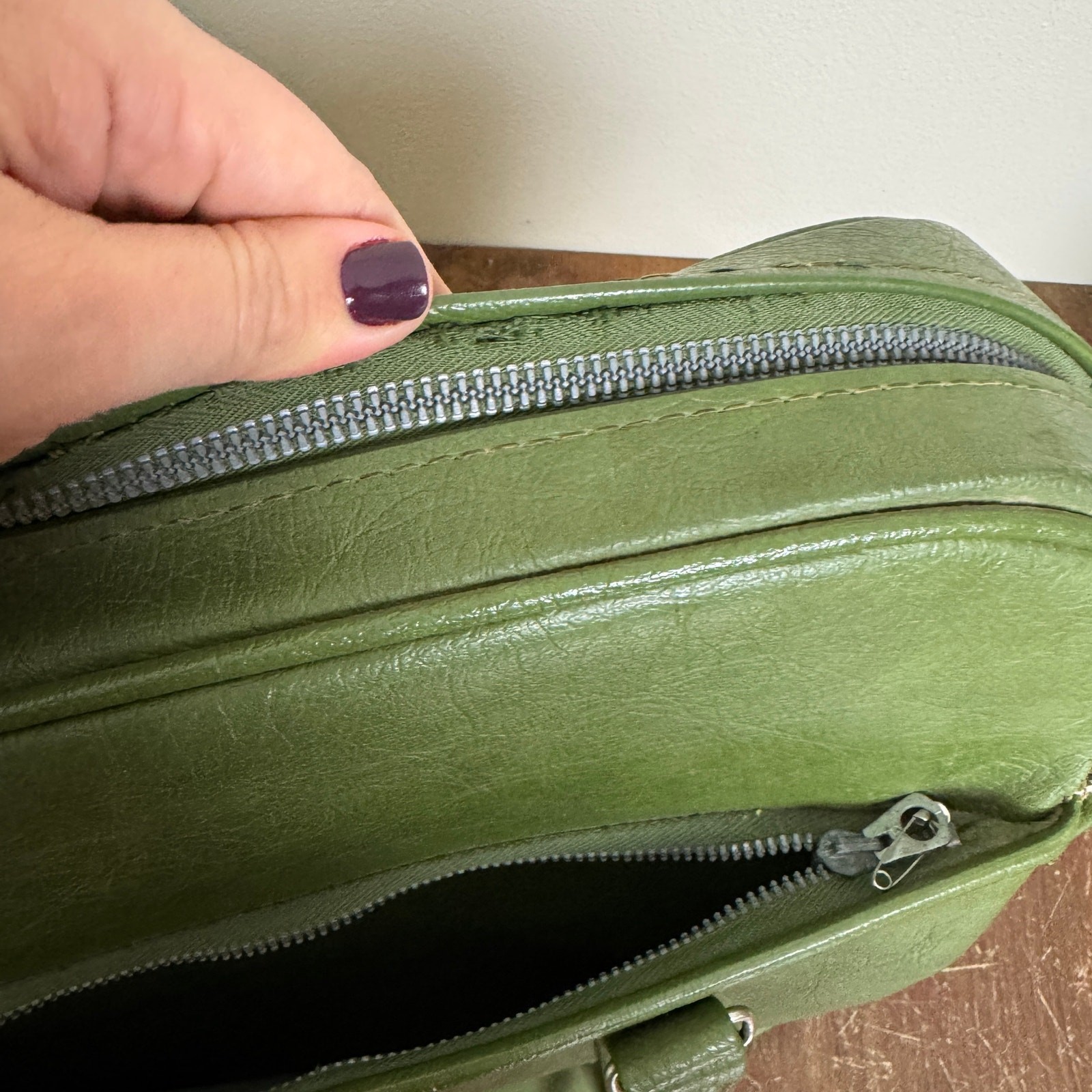 Vintage Samsonite Silhouette Denver, CO Green Zipper Carry-on Train Bag Handles