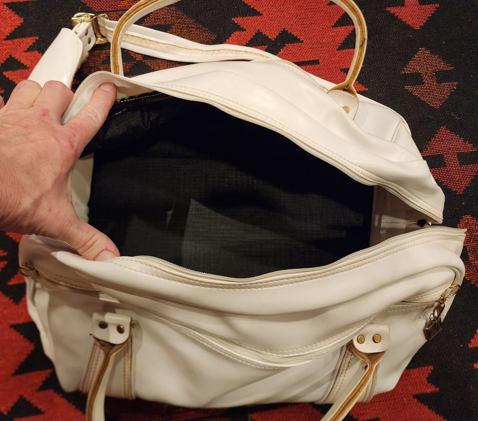 Vintage Ron Miller Desert Inn Duffel Bag Gold Hardware. Handles, Shoulder strap.