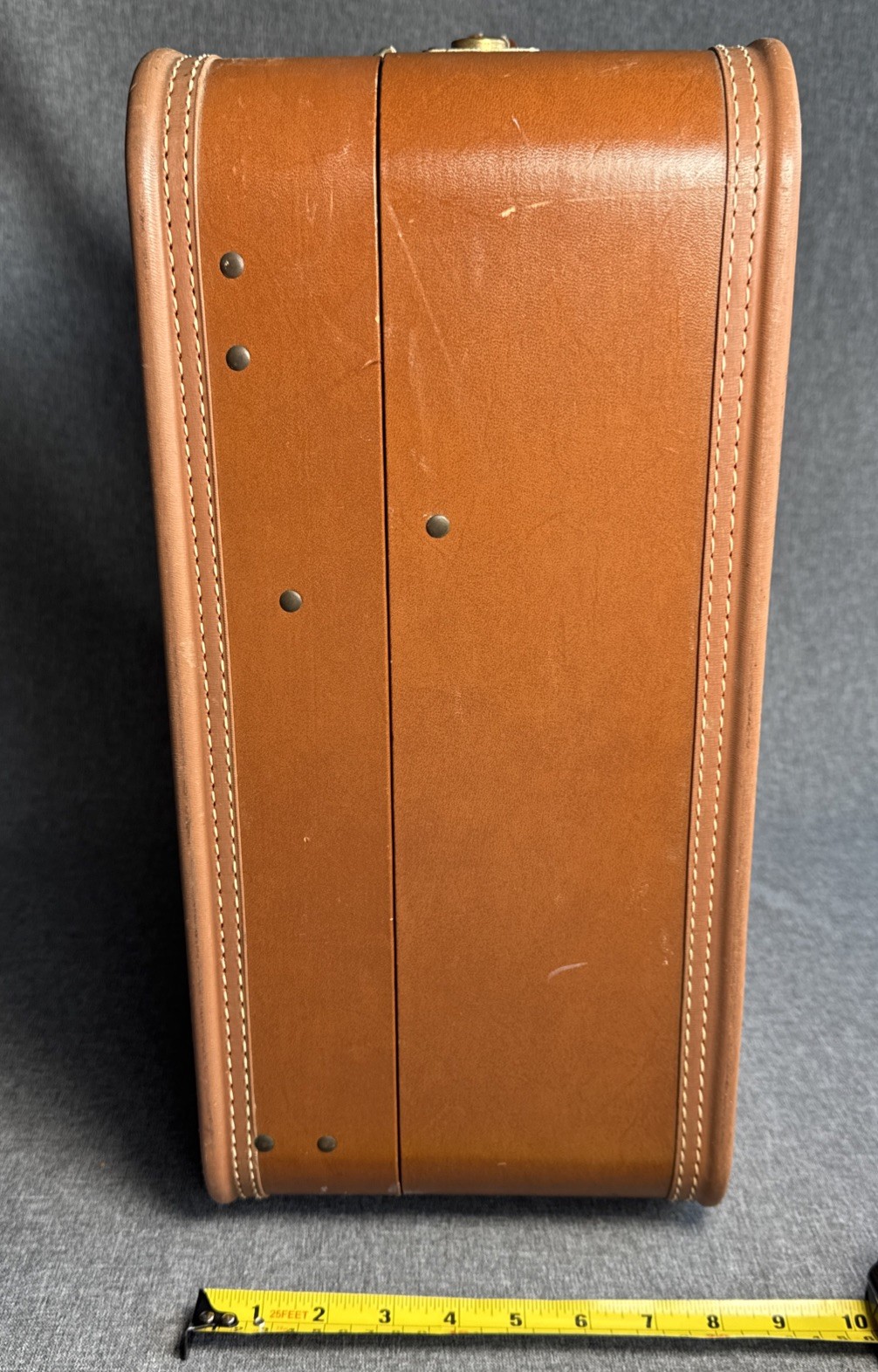 Vintage TRAVELJOY Suitcase Wardrobe Hangers Camel Brown 2 Keys 21x18x8.5” EXC!