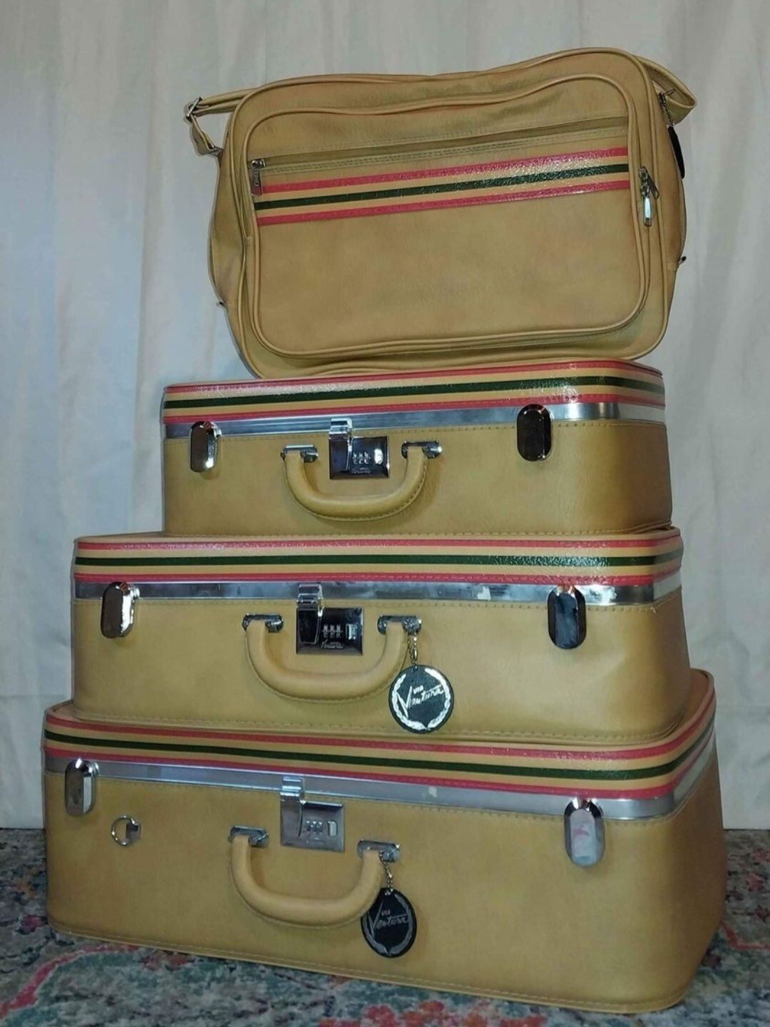 1960’s Ventura 4 pc Luggage Set