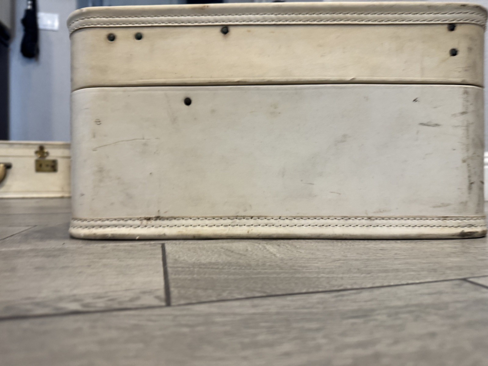 Vintage 1960’s-1970’s Cream Suitcase: set of 3 cream with Purple Sating Lining