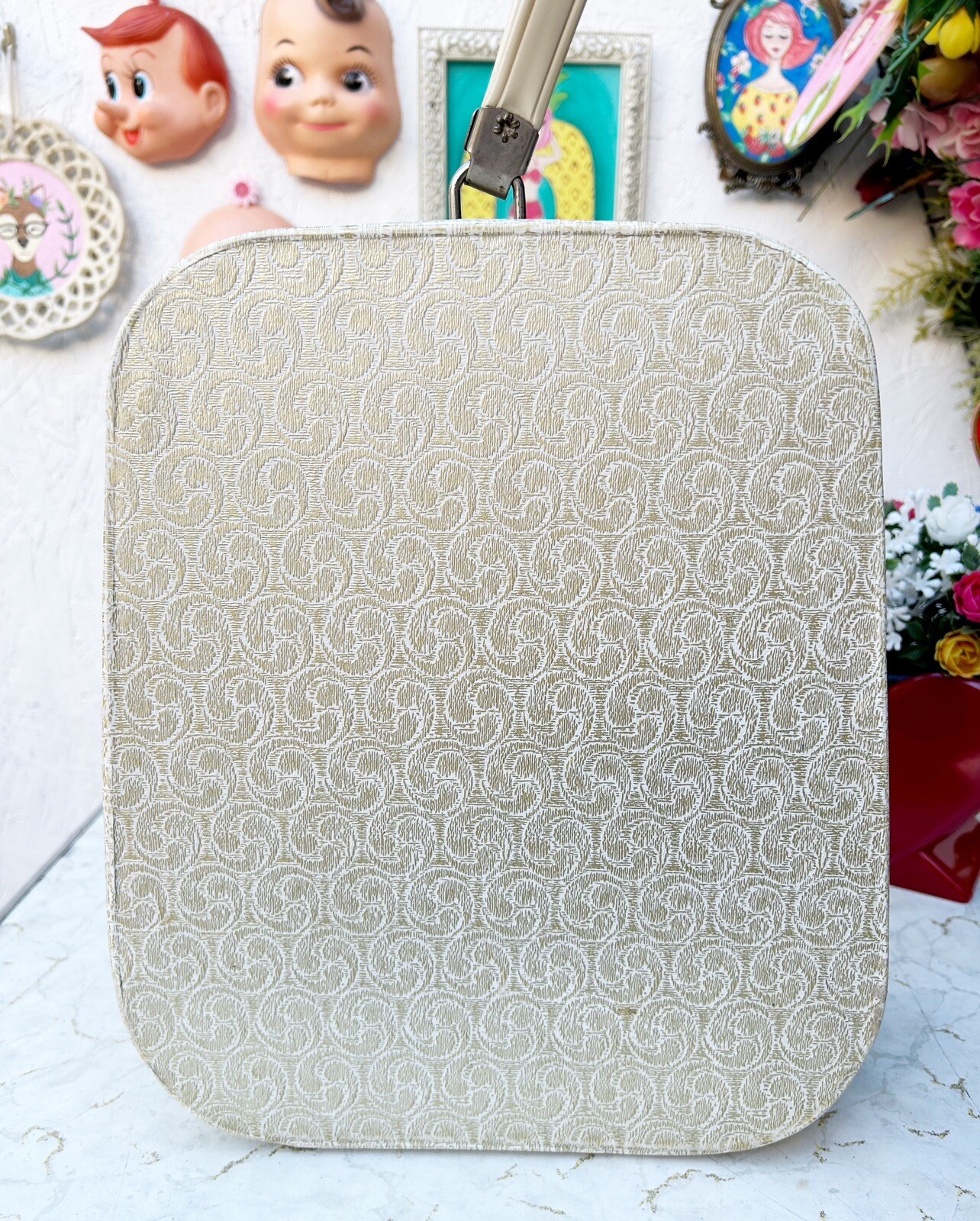 Vintage Plastic Vinyl Retro Beige Gold Bag Case Suitcase