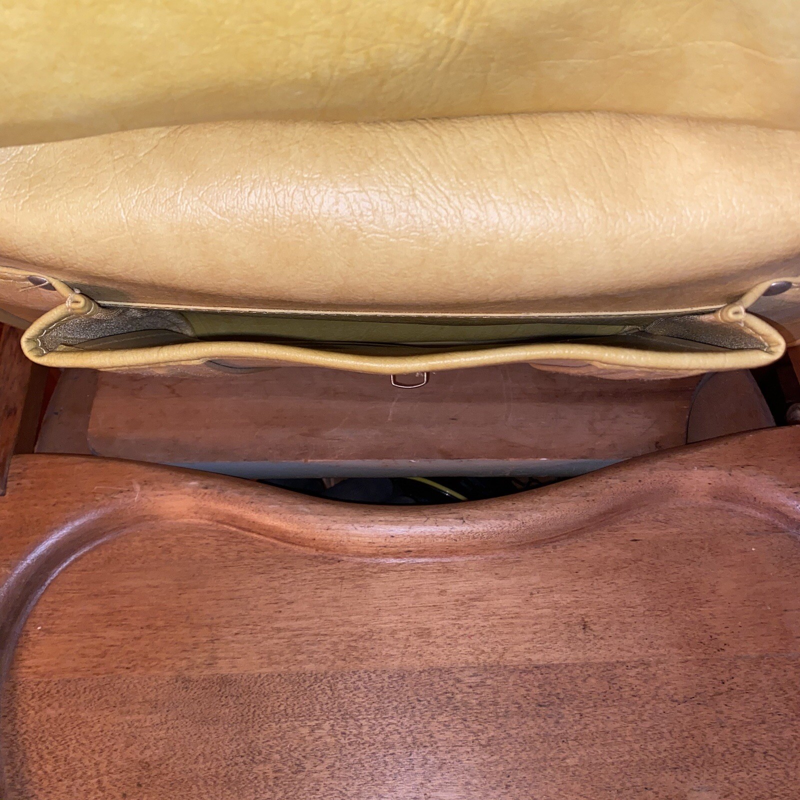 VTG. 1975 American Tourister Luggage Carry-on Tote Gold/Yellow Shoulder Bag VGC