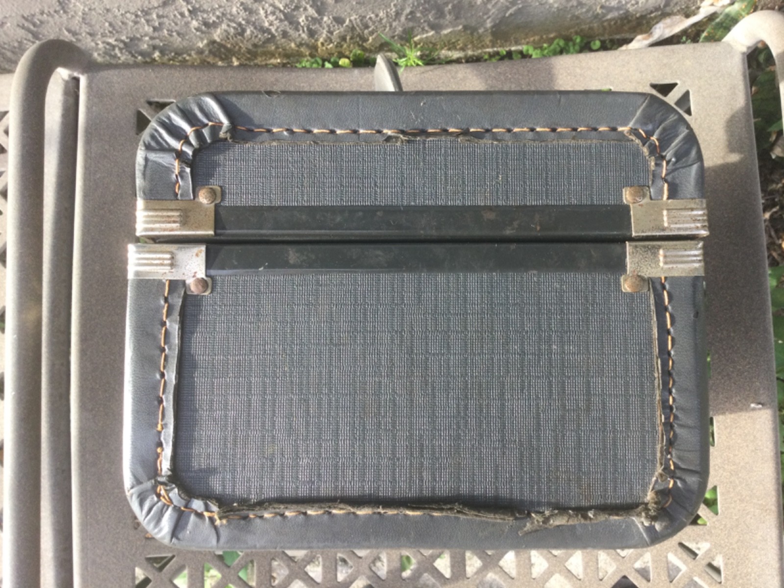 Neevel Space-Pac 50’s-60s Vintage small travel case snap lock 12-1/2×8-1/4×6-1/2