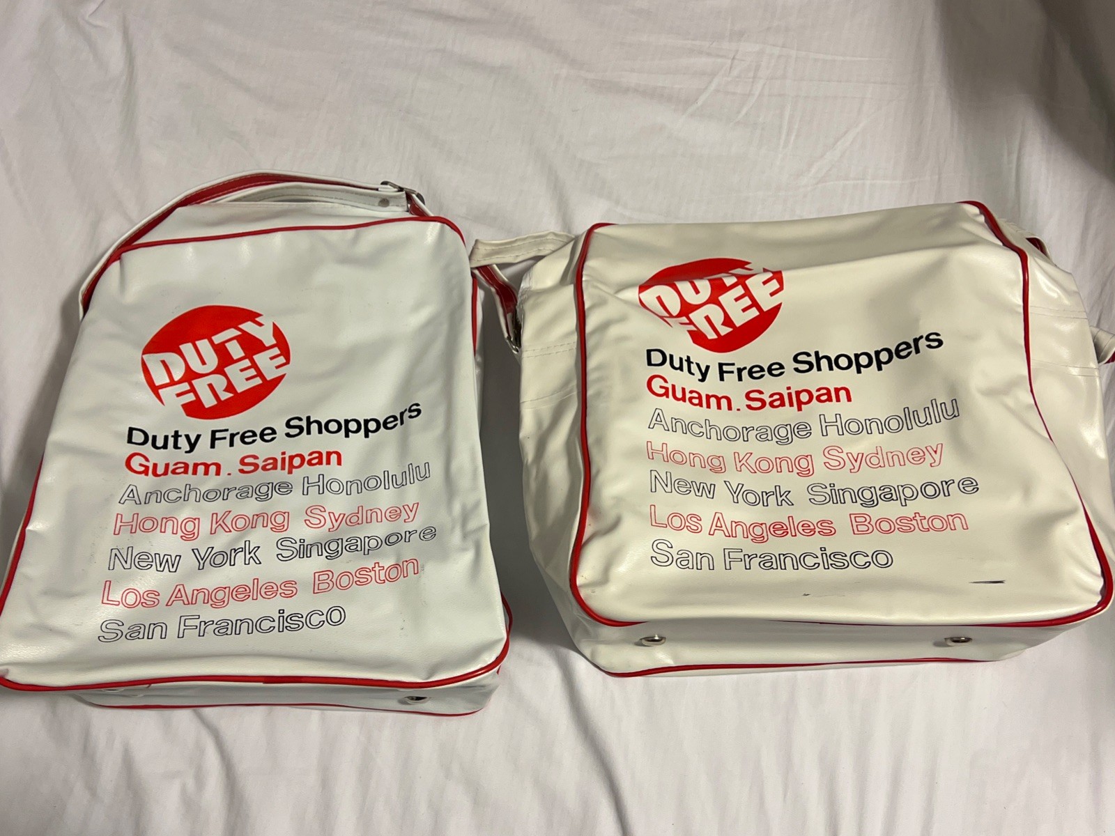 Vintage TRAVEL Flight BAG CARRY ON 60’s 70’s DUTY FREE AIRLINES Set Of 2 White
