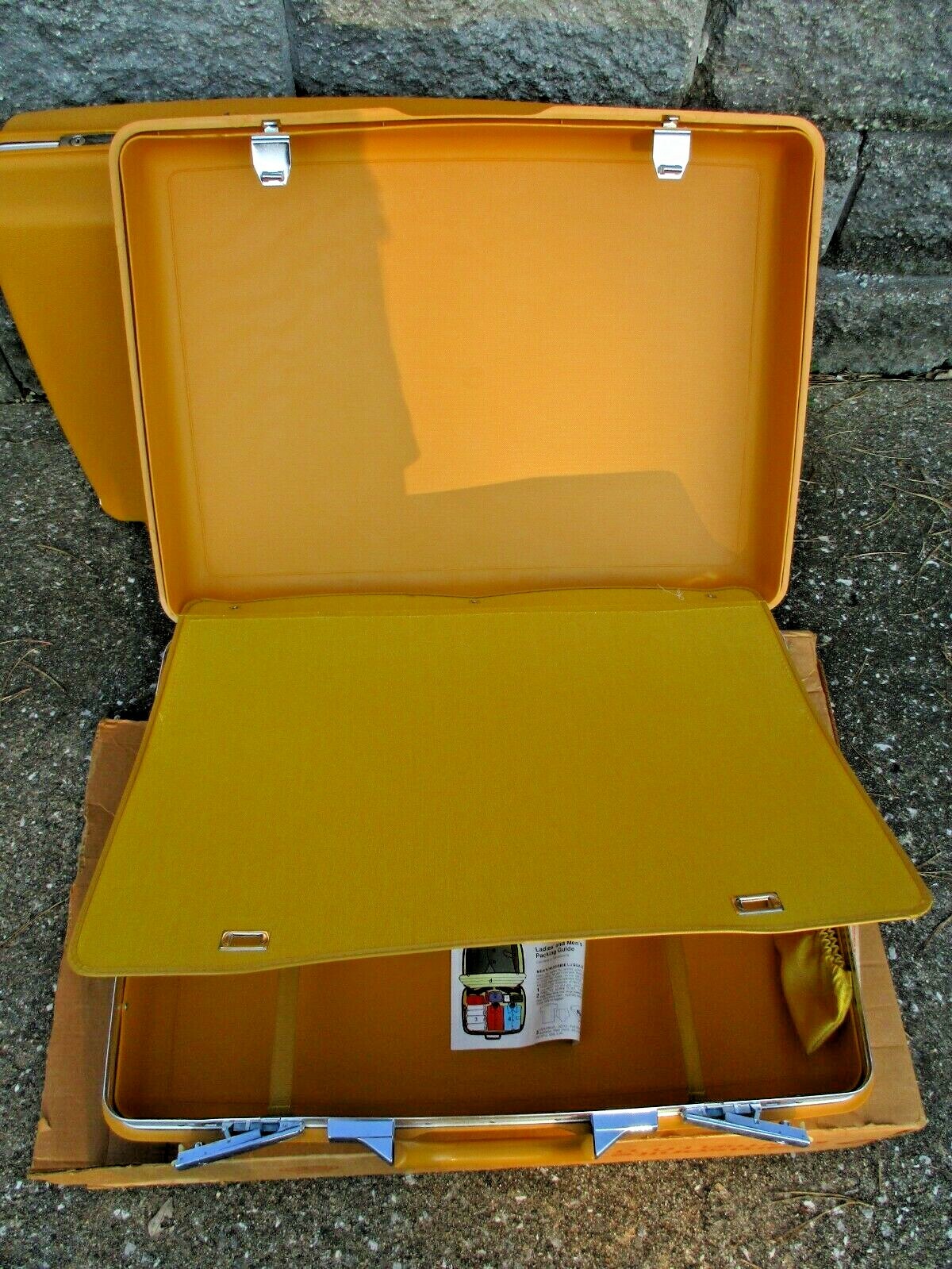 Samsonite Montbello II Harvest Gold 4 pc Luggage Set 1970s Hard Side 3 Boxes VTG