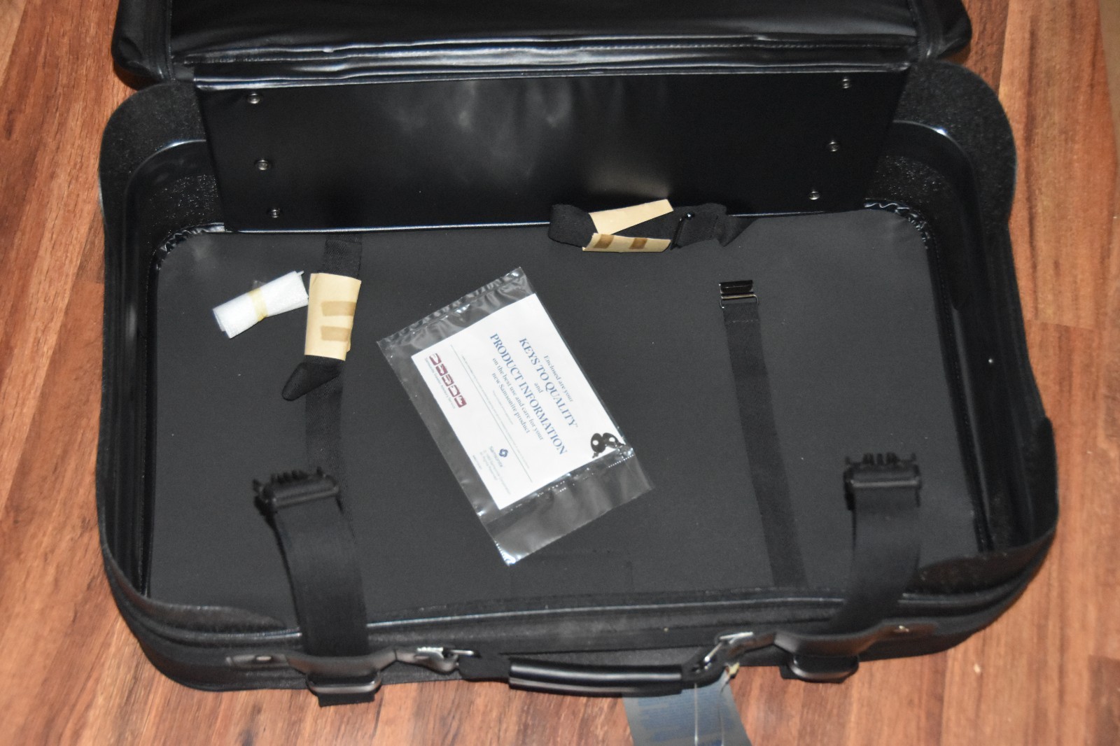 NEW VINTAGE 1980s Samsonite Kicks Traveler 24 Luggage Suitcase NWT & BOX Black