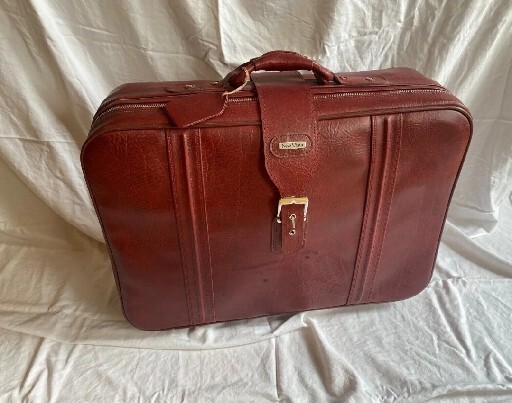 Vintage Leather Luggage Burgundy 5 pc Set New Vista Dallas includes Keys Lock