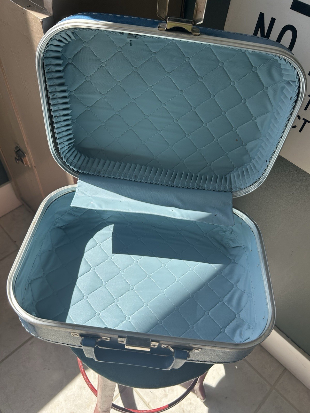 vintage child’s Hard-sided Suitcase, I’m going To grandma’s