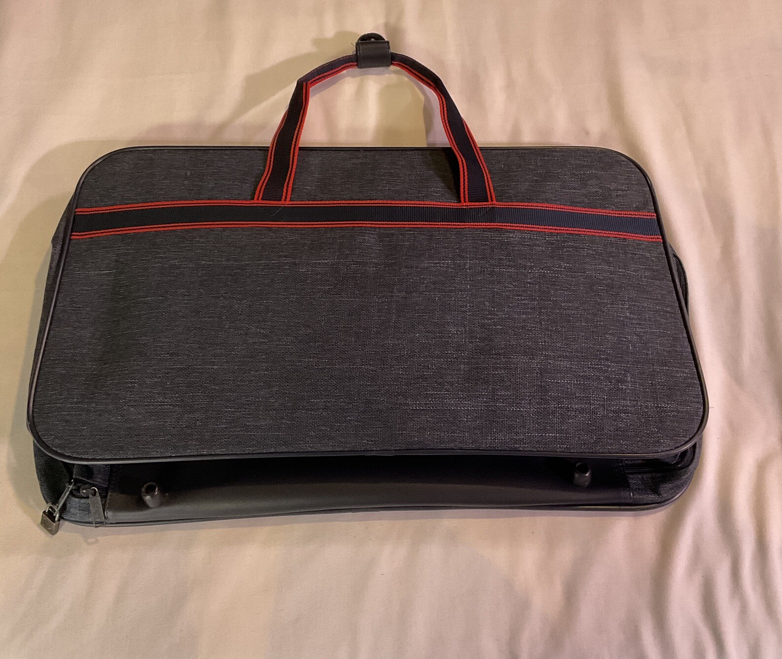 Vintage Oscar De La Renta Blue Red Tweed Travel Bag Luggage 14″ X 24″
