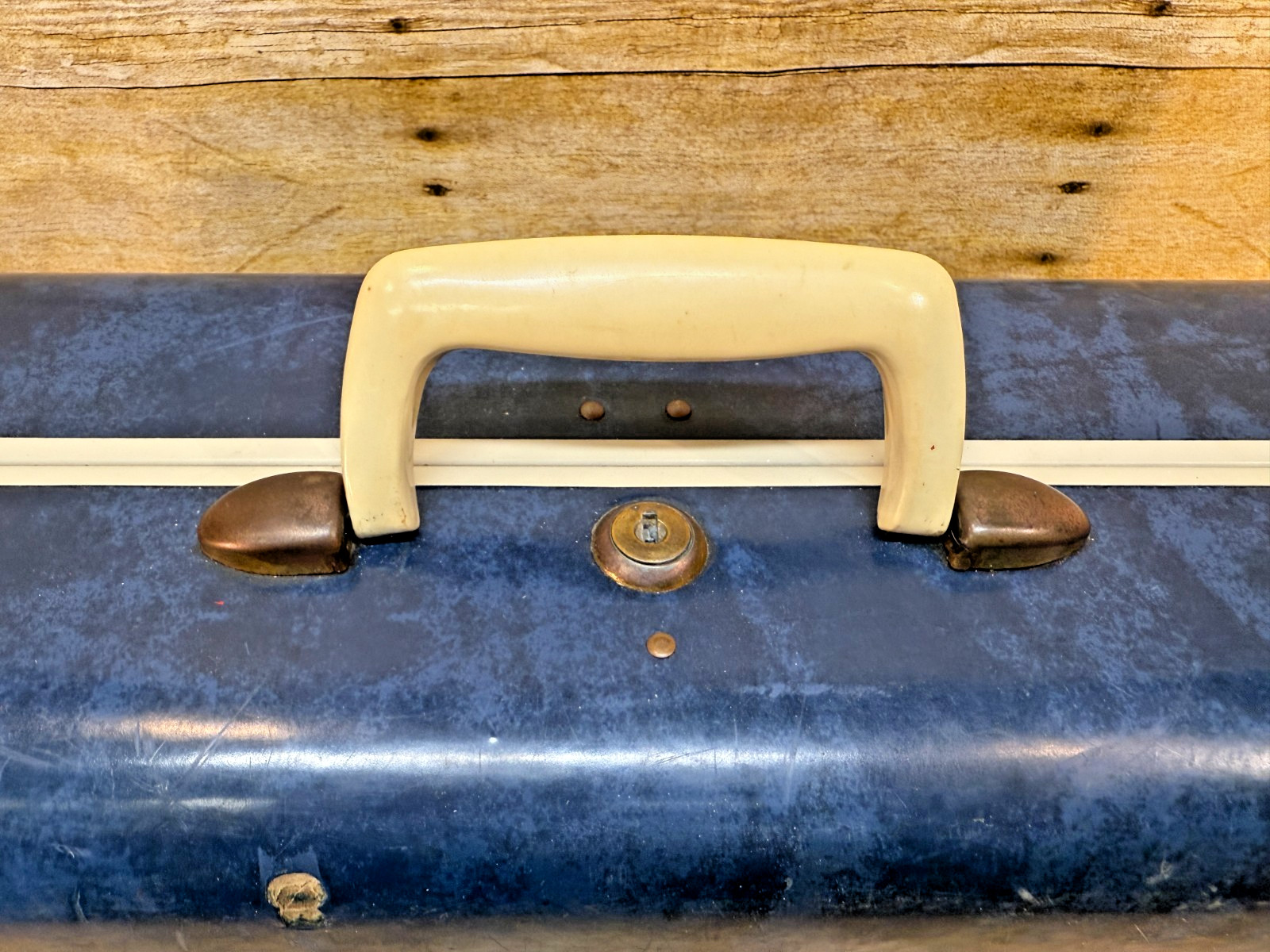 Samsonite Shwayder Bros Inc Blue Marble Vintage Luggage Suitcase Hard Shell 21”