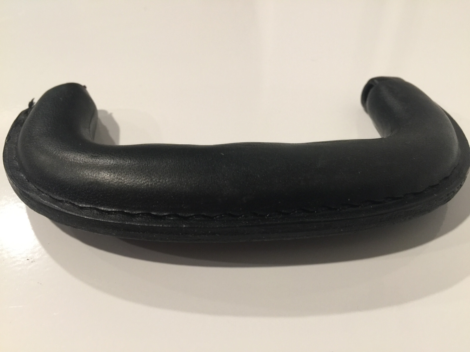 Finest FULL HIDE LEATHER INSTRUMENT/Attache Case Handle- 4″-4 1/4″ BLACK-theBEST