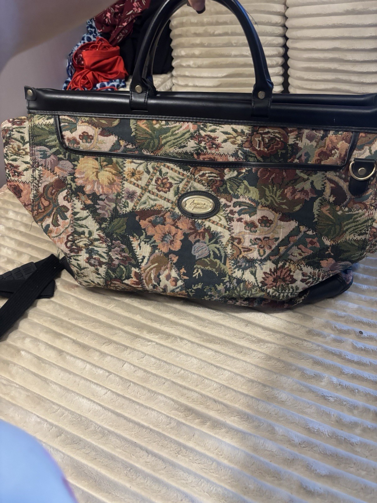 Vintage American Tourister Floral Tapestry Women’s Bag with Leather Trim