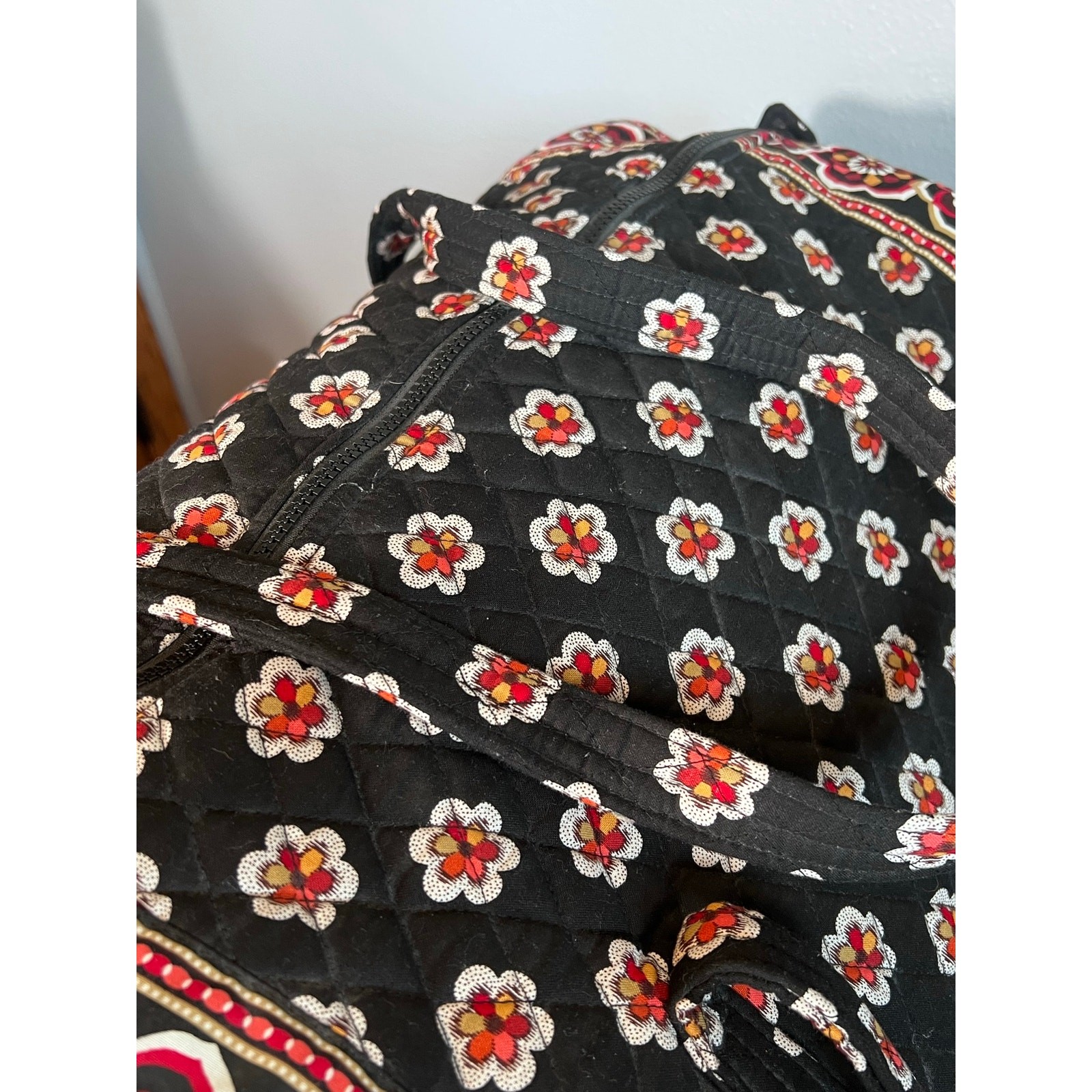 Vera Bradley Pirouette Ribbons Extra Large Bag Duffle Red Black Vtg XL Retired