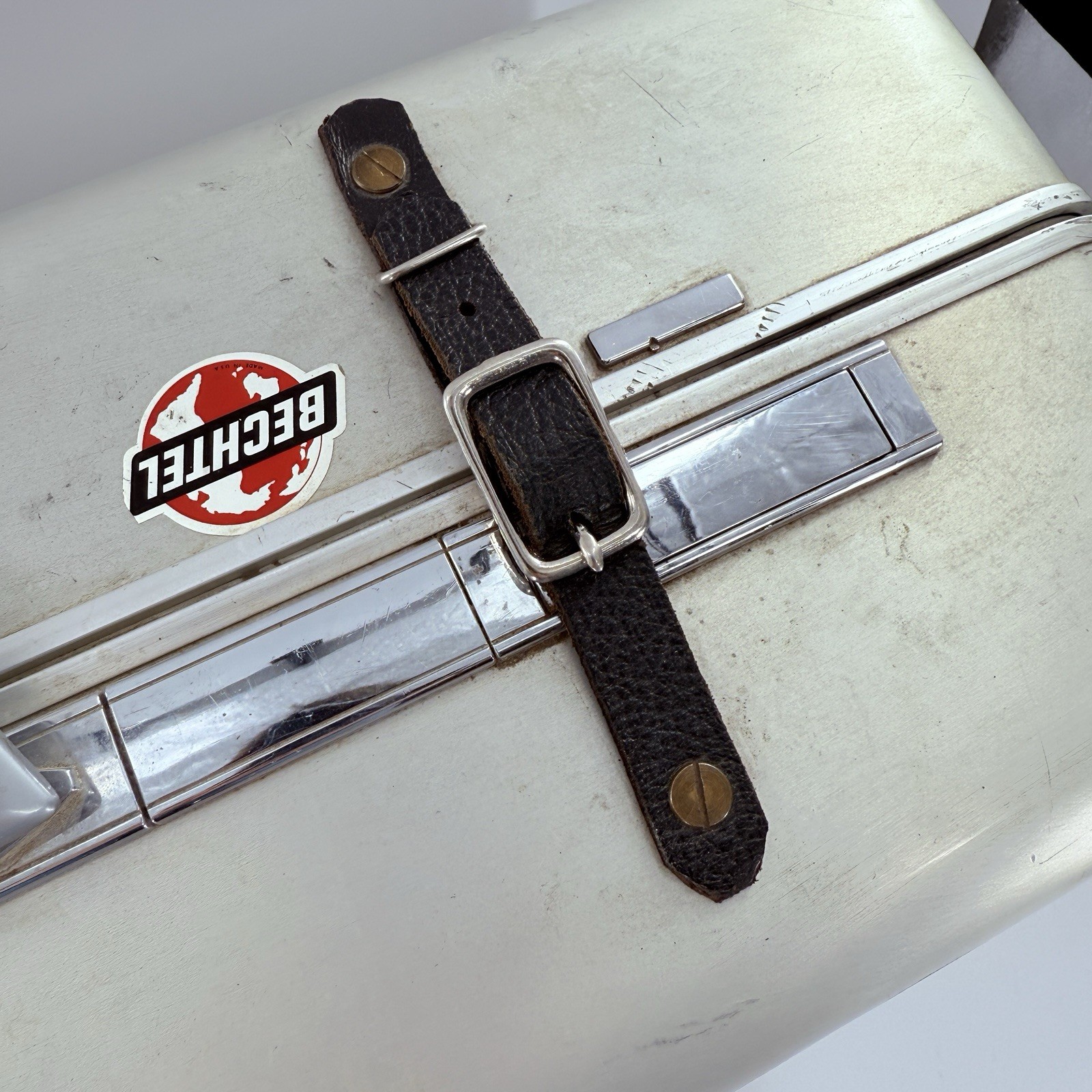 Vtg Zero Halliburton Suitcase Combo Combination Lock Case 25 x 18 x 8 Blue