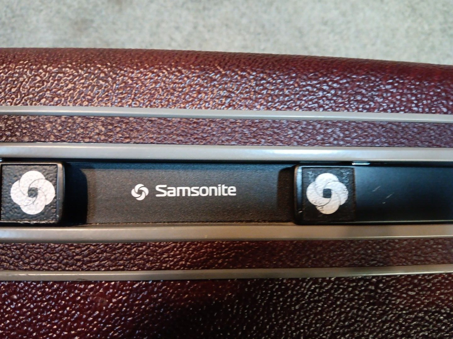 Vtg Samsonite Profile Beauty Train Case W/ Keys MakeUp Hardshell Luggage Maroon