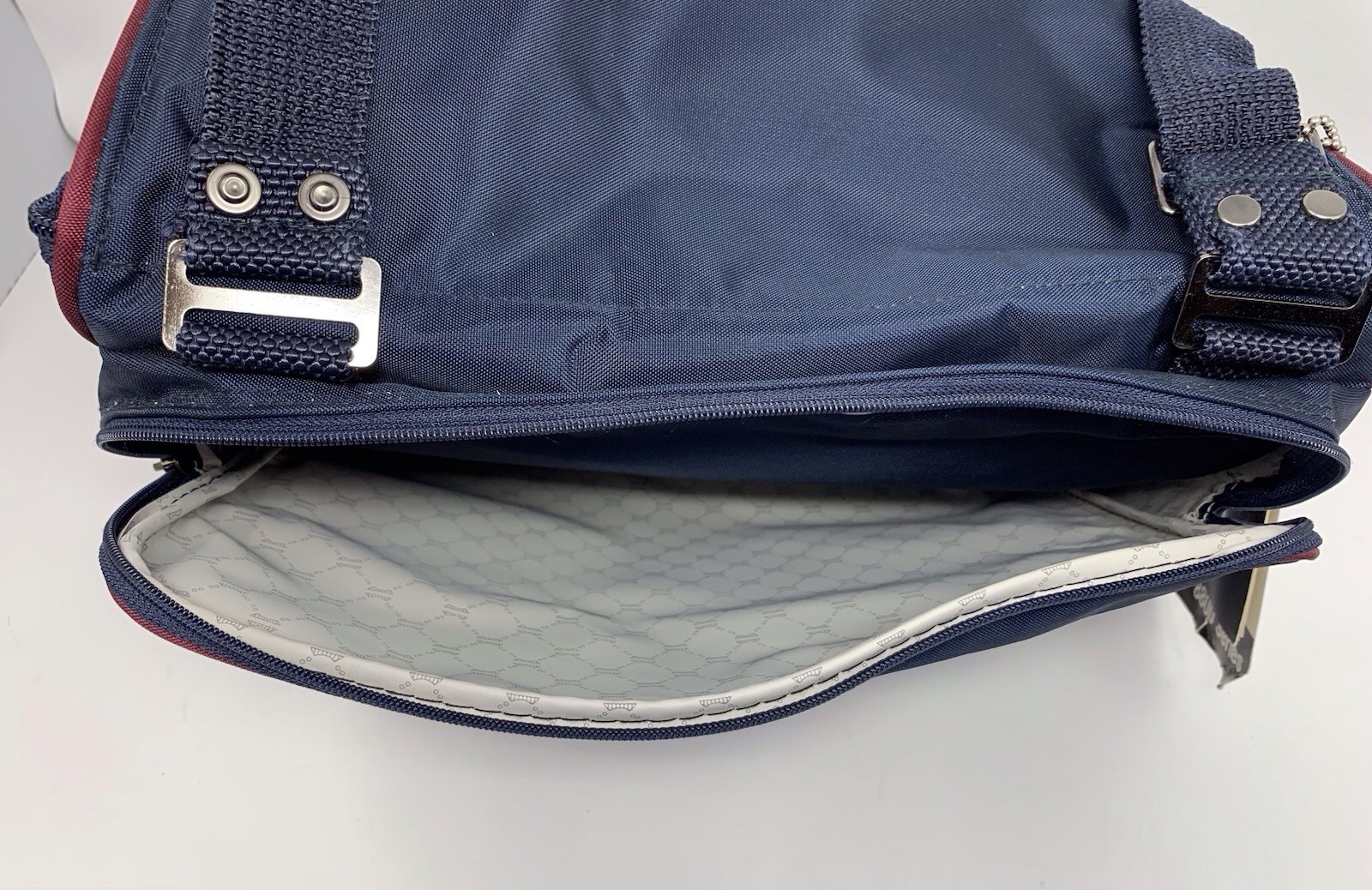 Vtg American Tourister Nylon Navy Blue Carry-On Messenger Shoulder Bag, Studio 2