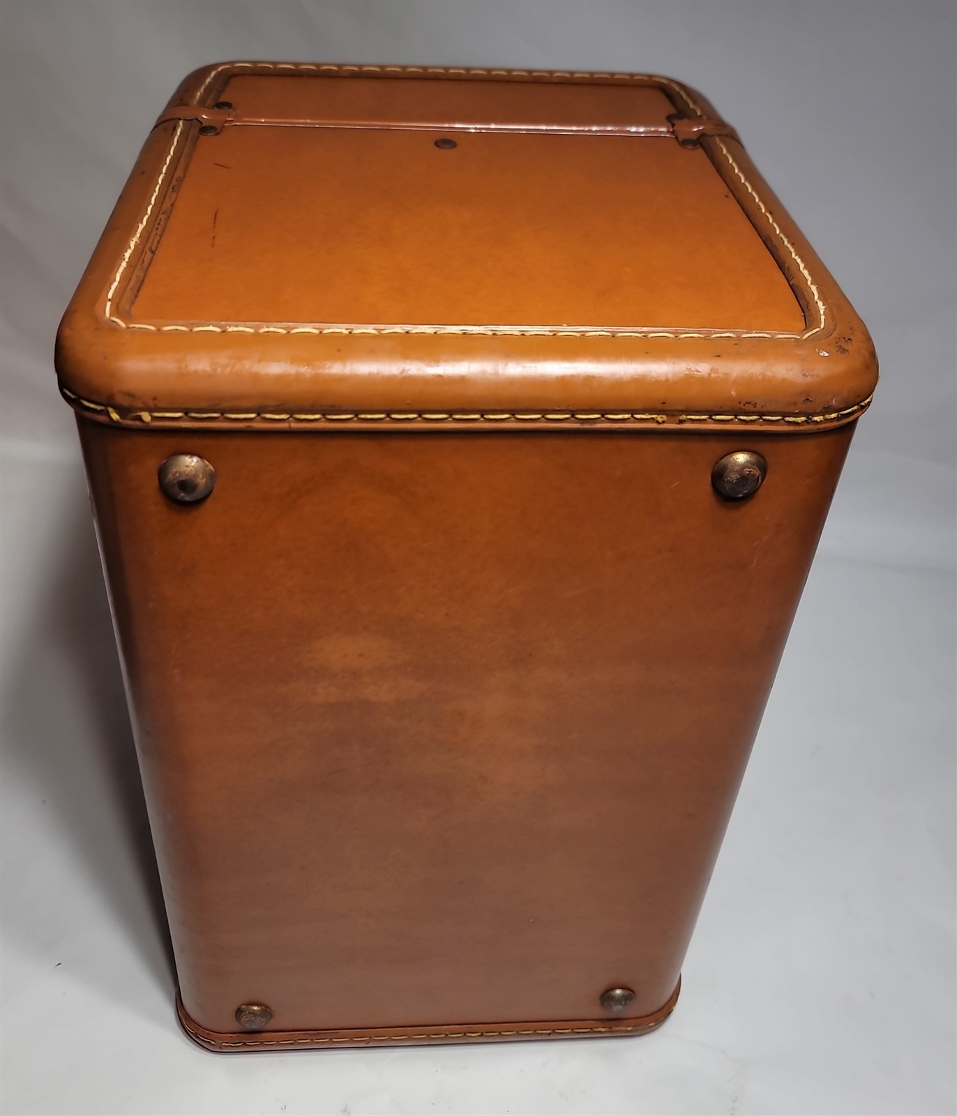 Samsonite Shwayder Bros. Brown Leatherette Train Case Model 4612 – No key