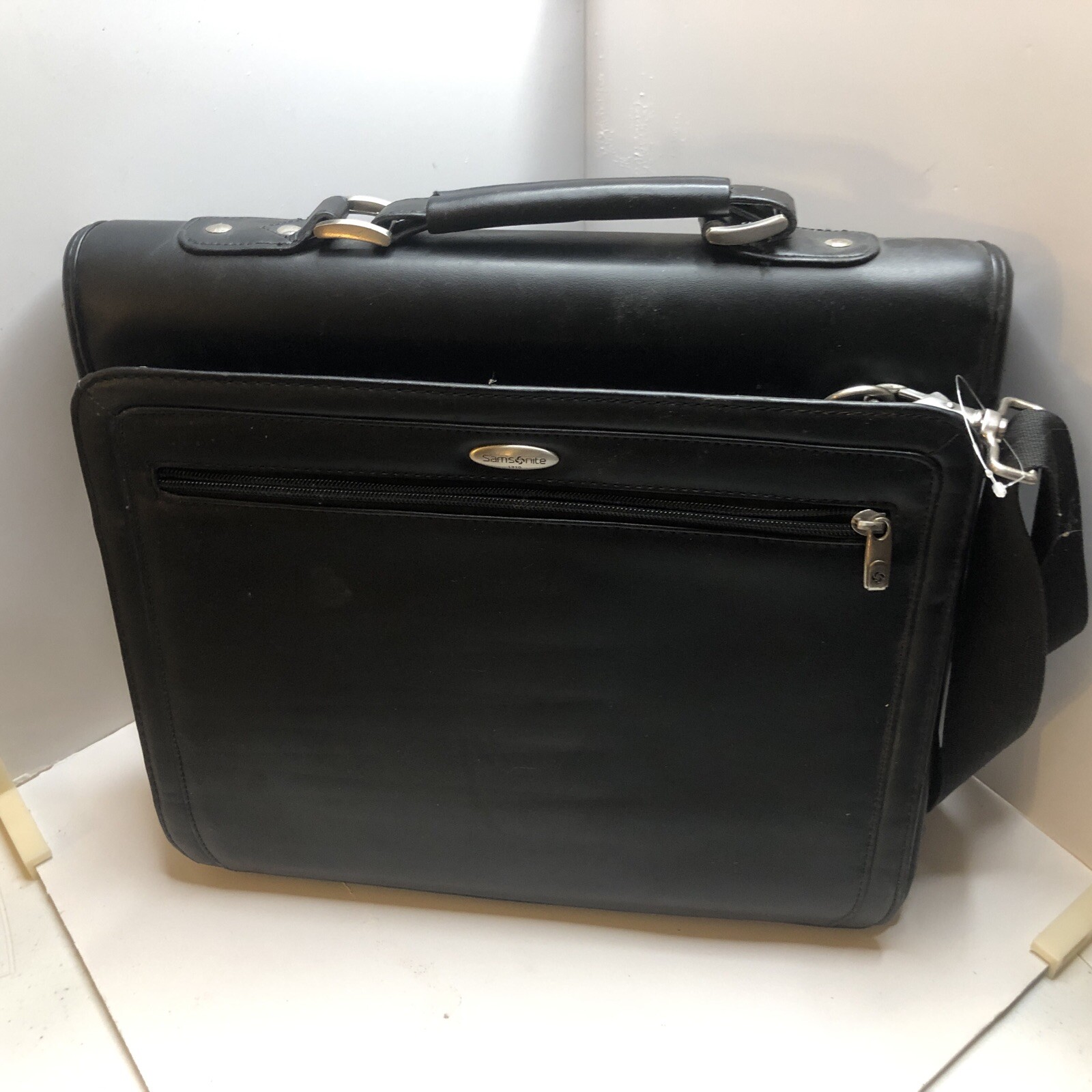Samsonite Binder Case Travel ware Adjustable Strap