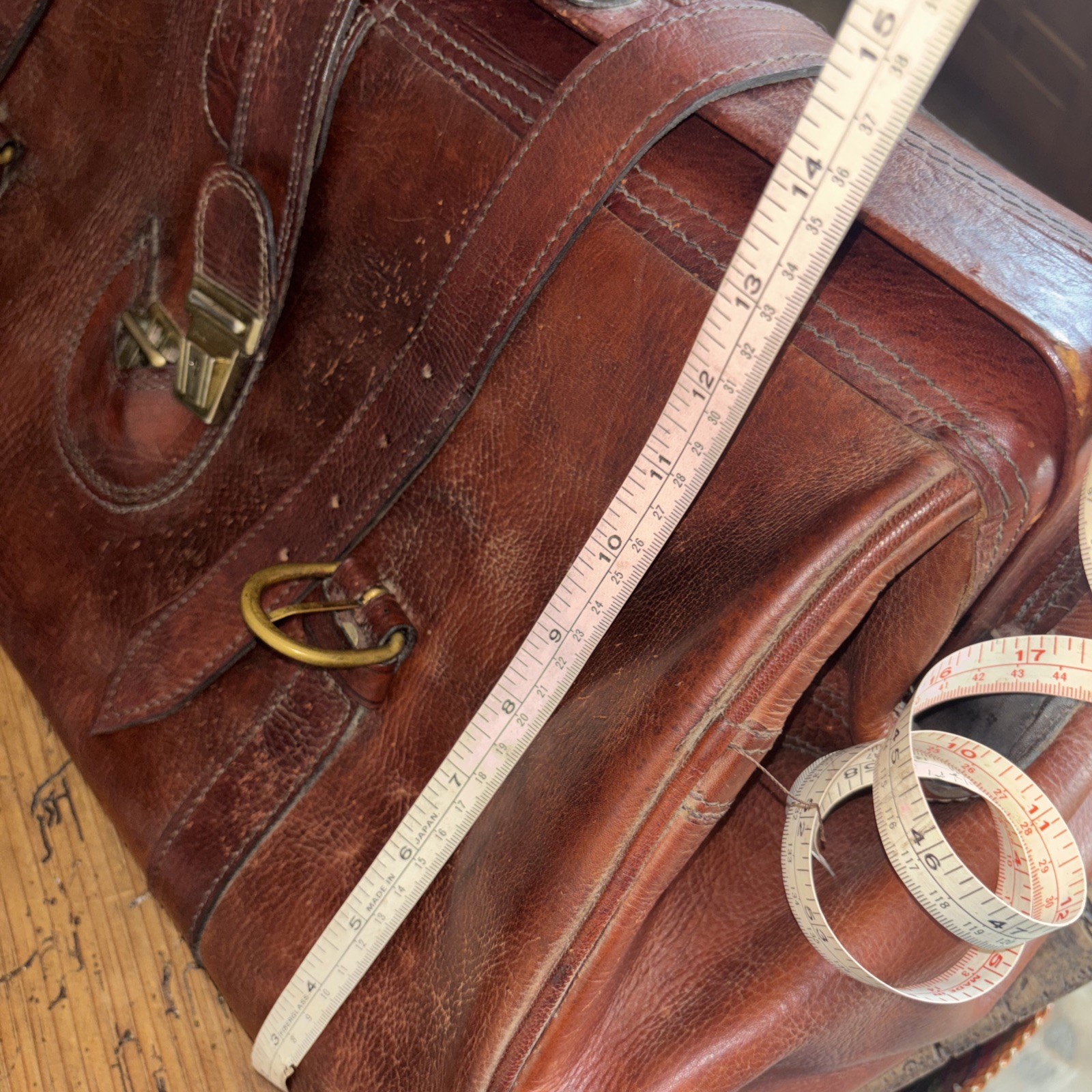 Vintage Brown Large Leather Duffle Travel Or Night/Weekender Bag (Unisex)