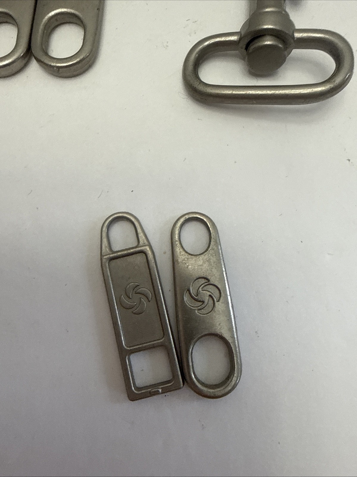 Universal Samsonite Zipper Pull 14 Sliders For Luggage/backpack Zipper And Hook