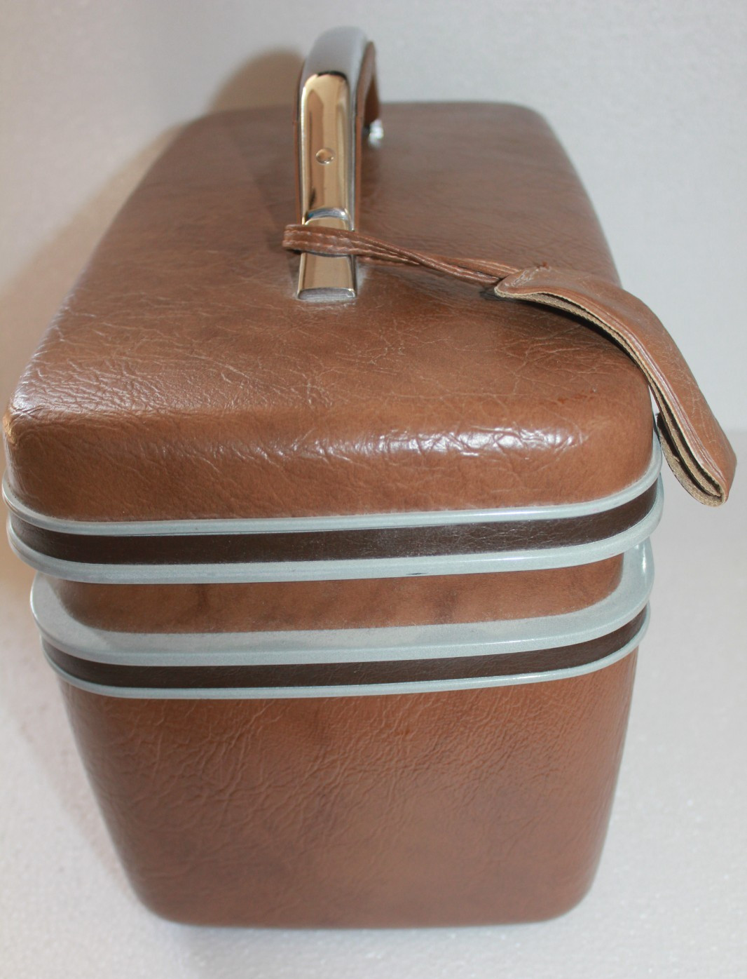 Vintage 80’s Samsonite Silhouette Train Travel Case Make Up Mirror Tray WITH KEY