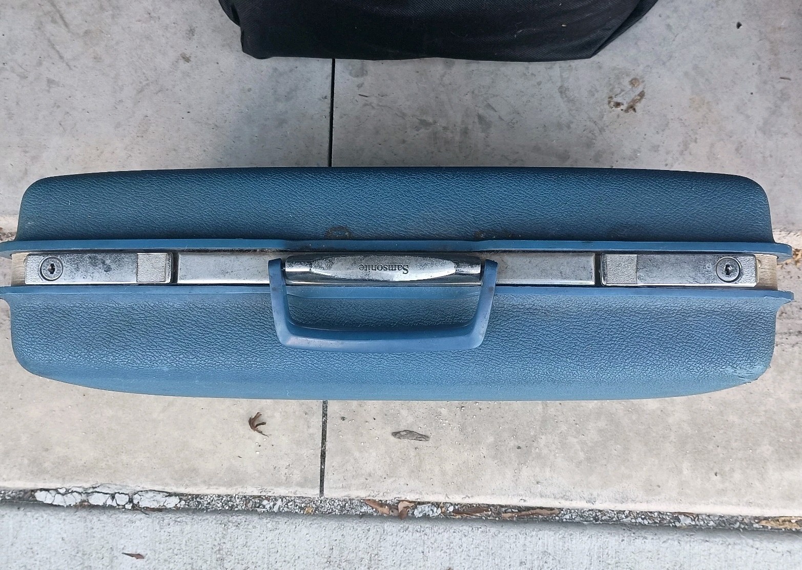 Vintage Blue Samsonite Suitcase Luggage Royal Traveller Medalist Hardcase